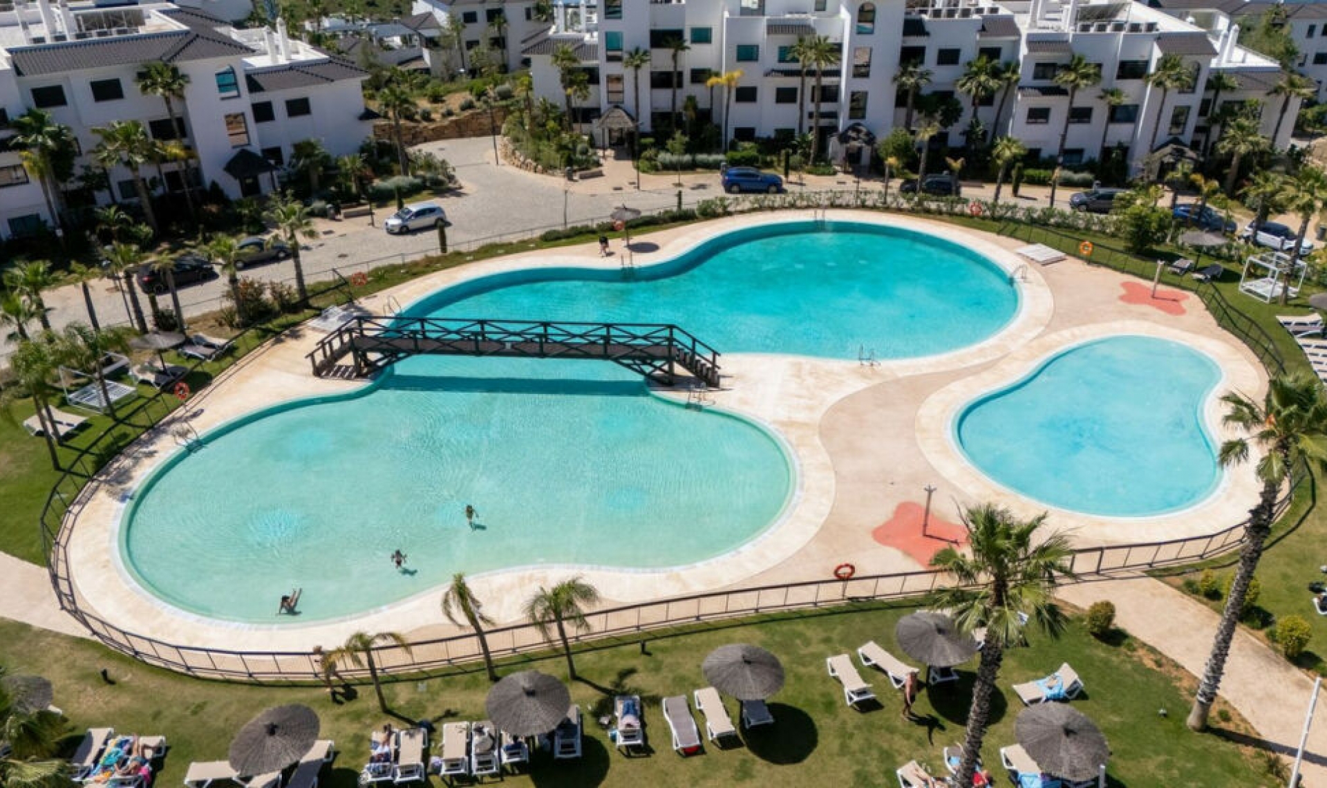 Resale - Apartment -
Estepona
