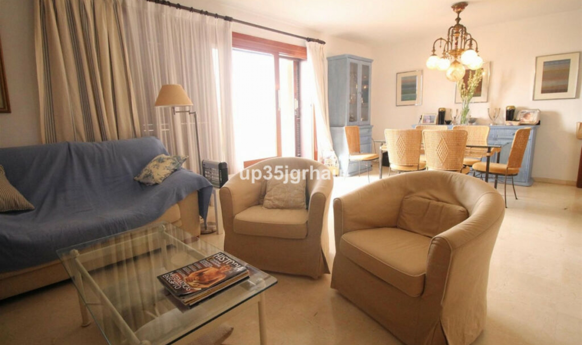 Resale - Apartment -
Estepona