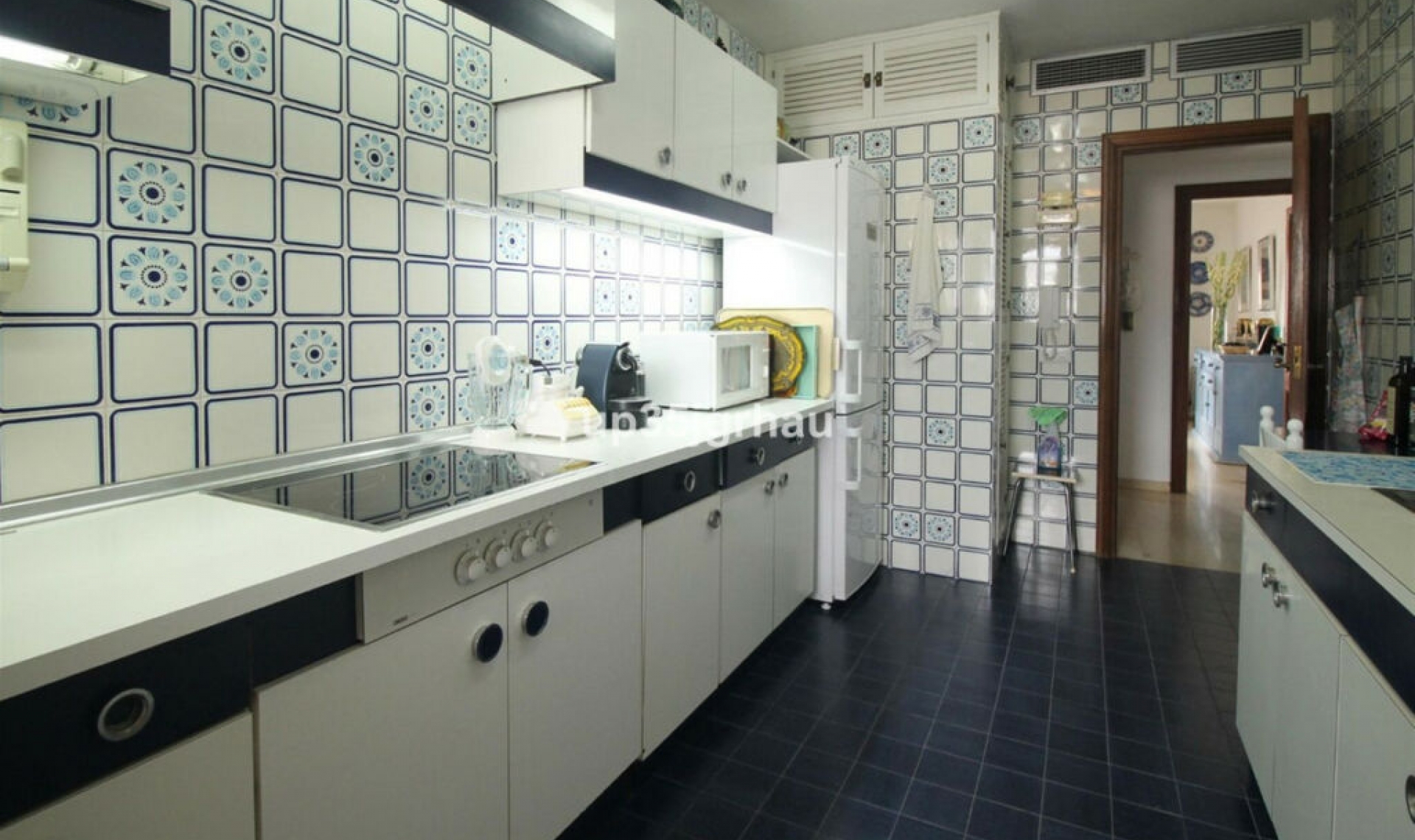 Resale - Apartment -
Estepona