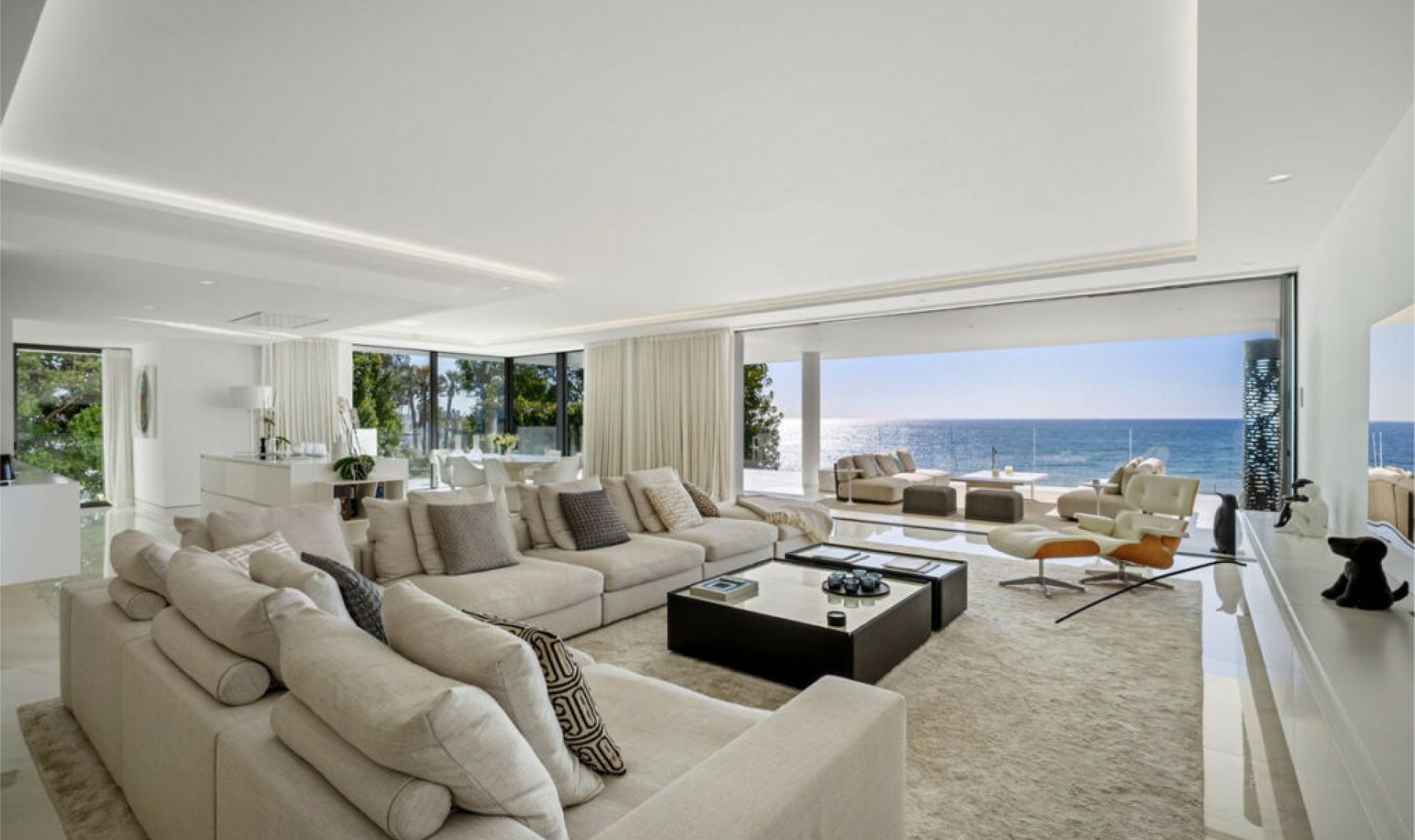 Resale - Apartment -
Estepona