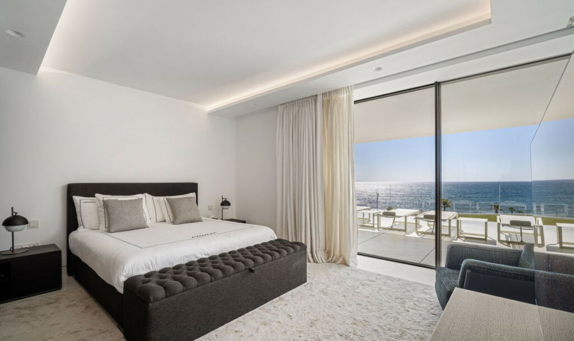 Resale - Apartment -
Estepona