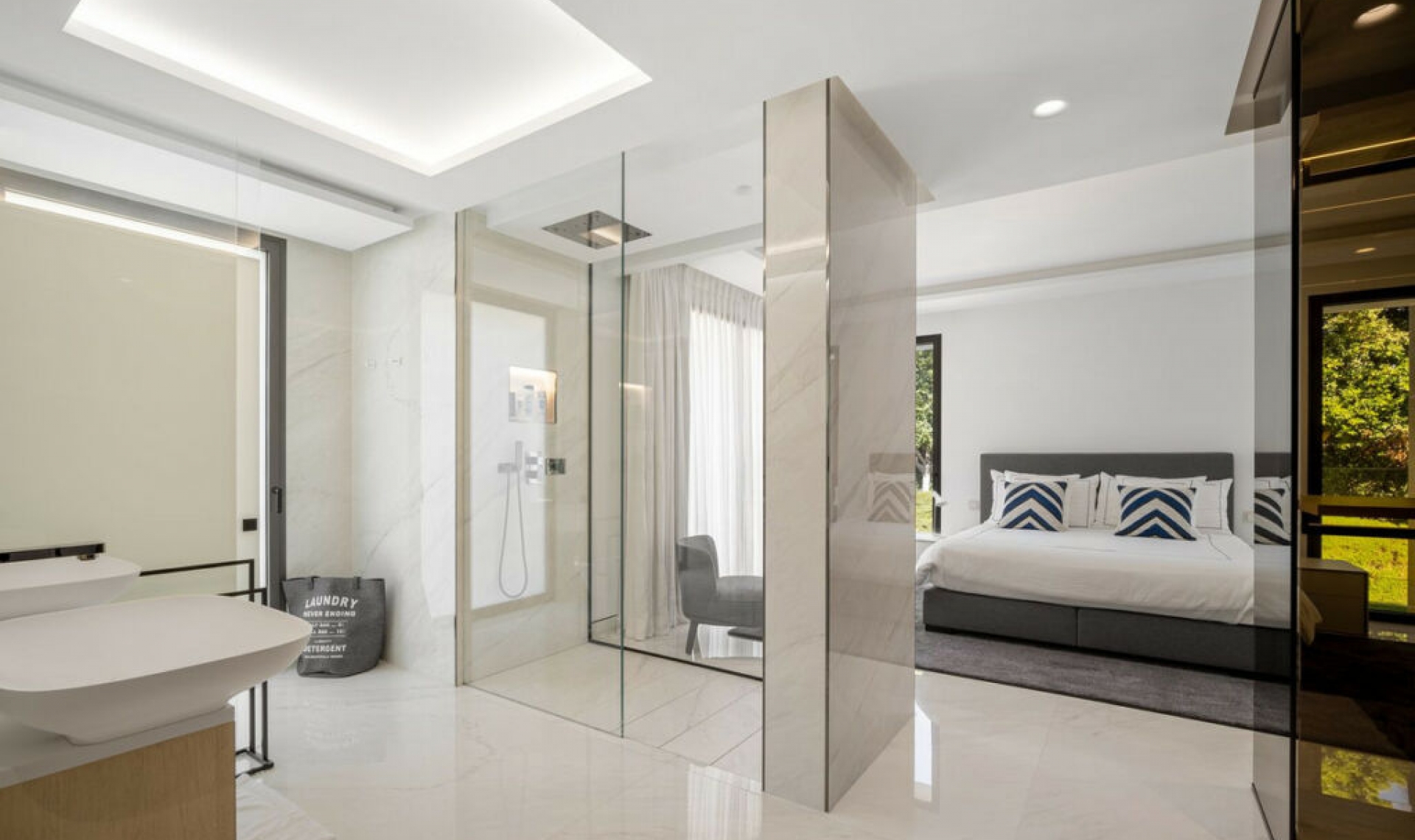 Resale - Apartment -
Estepona