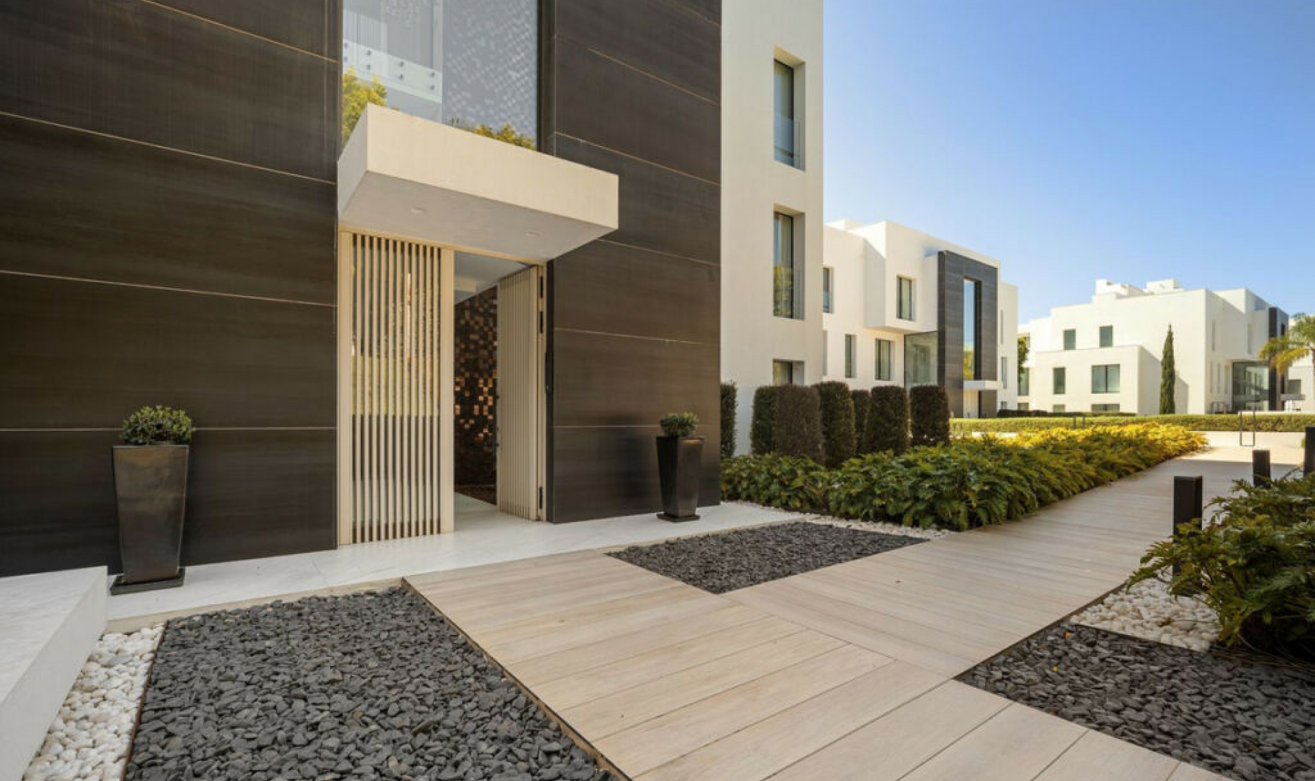 Resale - Apartment -
Estepona