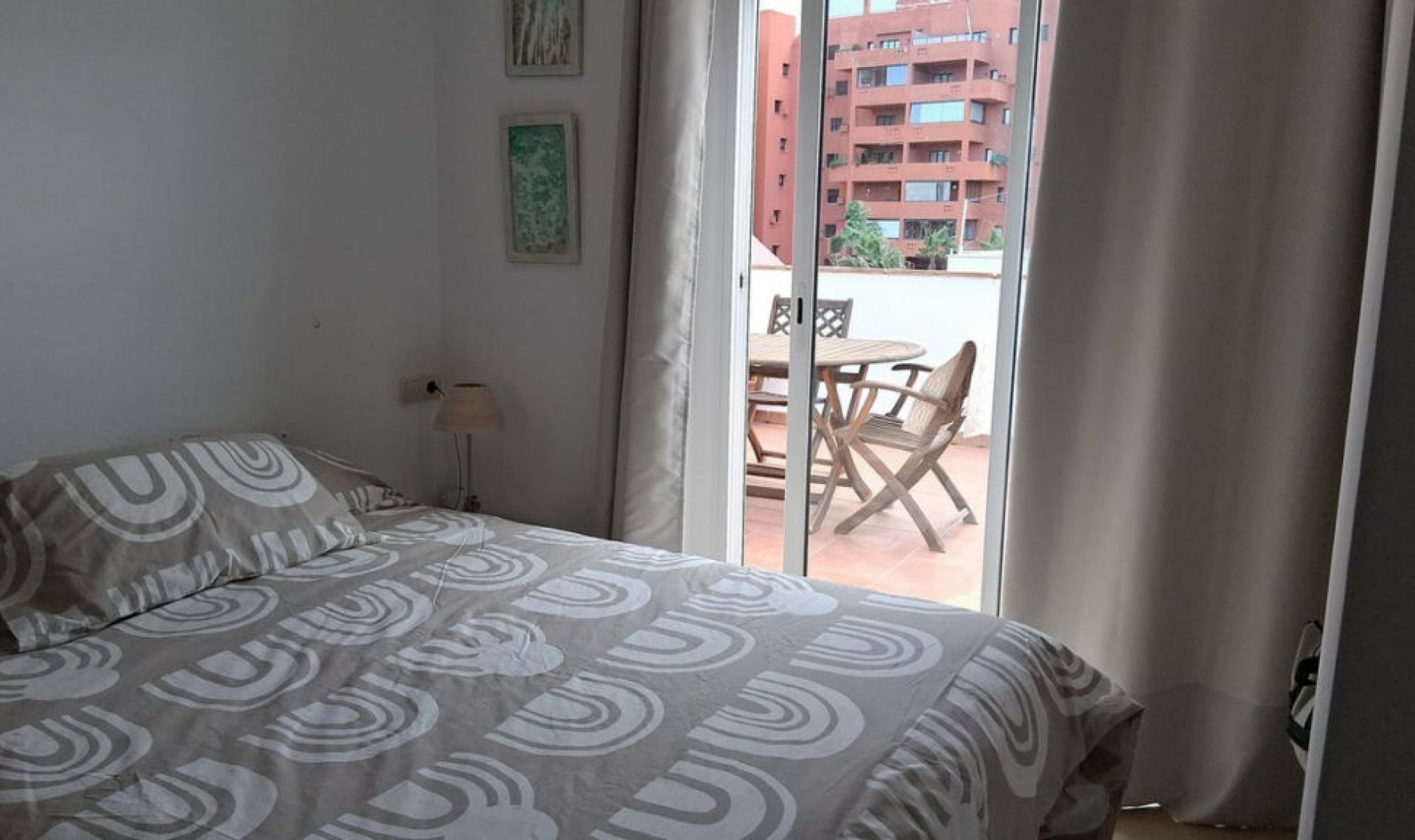 Resale - Apartment -
Estepona