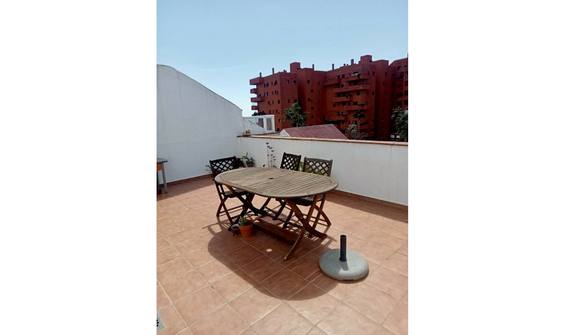 Resale - Apartment -
Estepona
