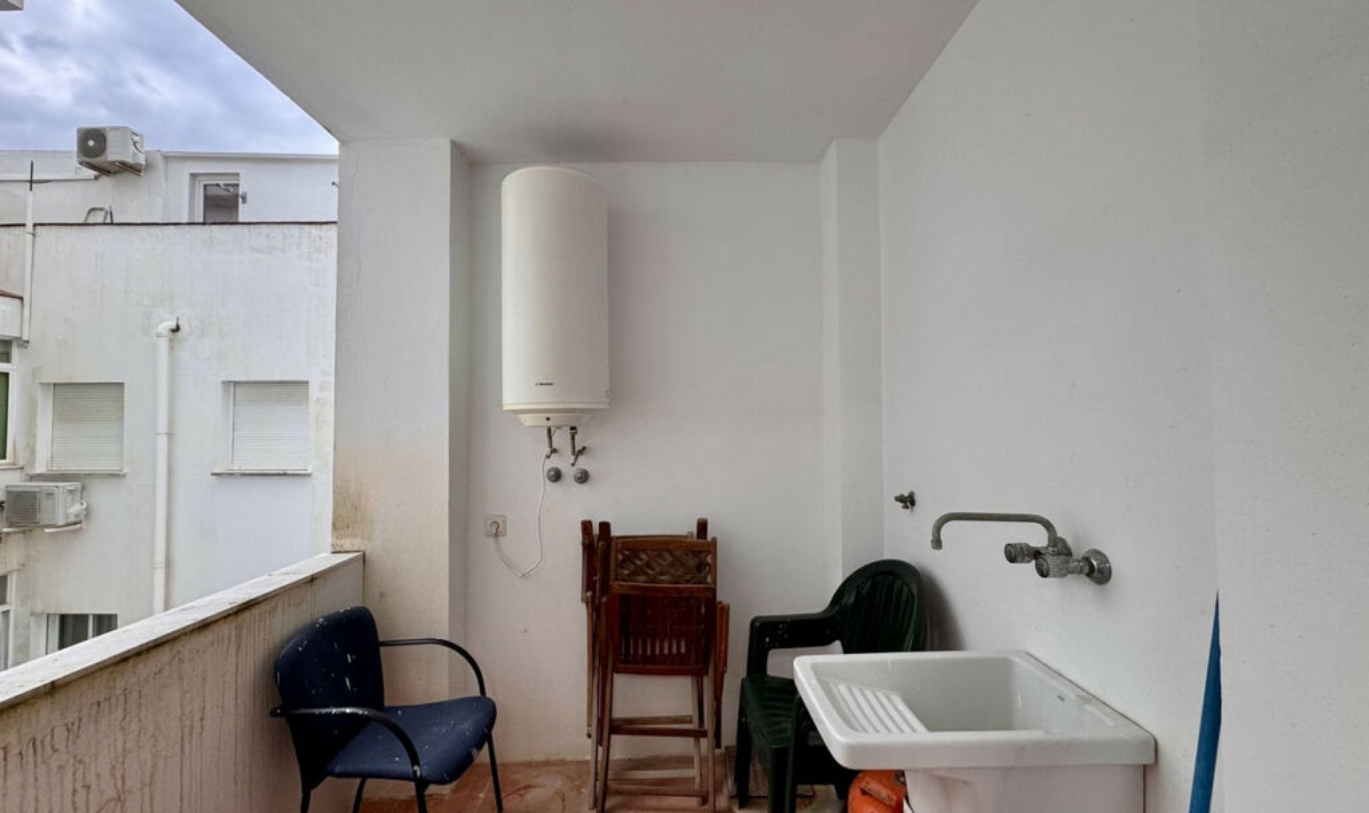 Resale - Apartment -
Estepona