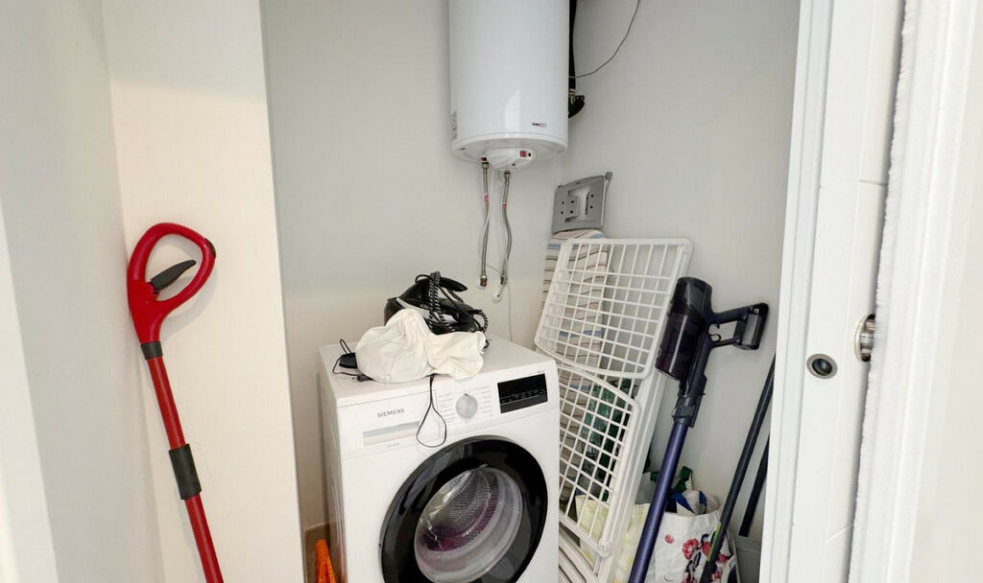 Resale - Apartment -
Estepona