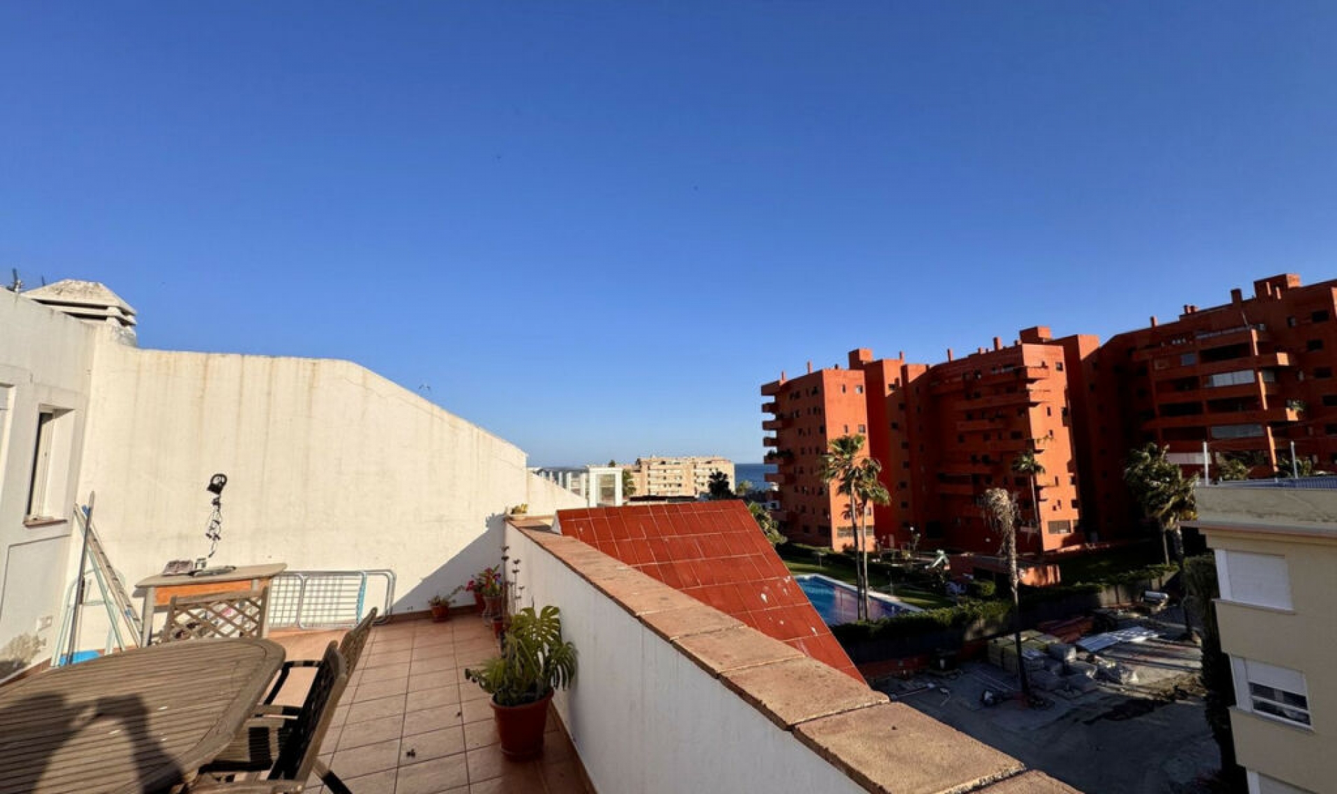 Resale - Apartment -
Estepona