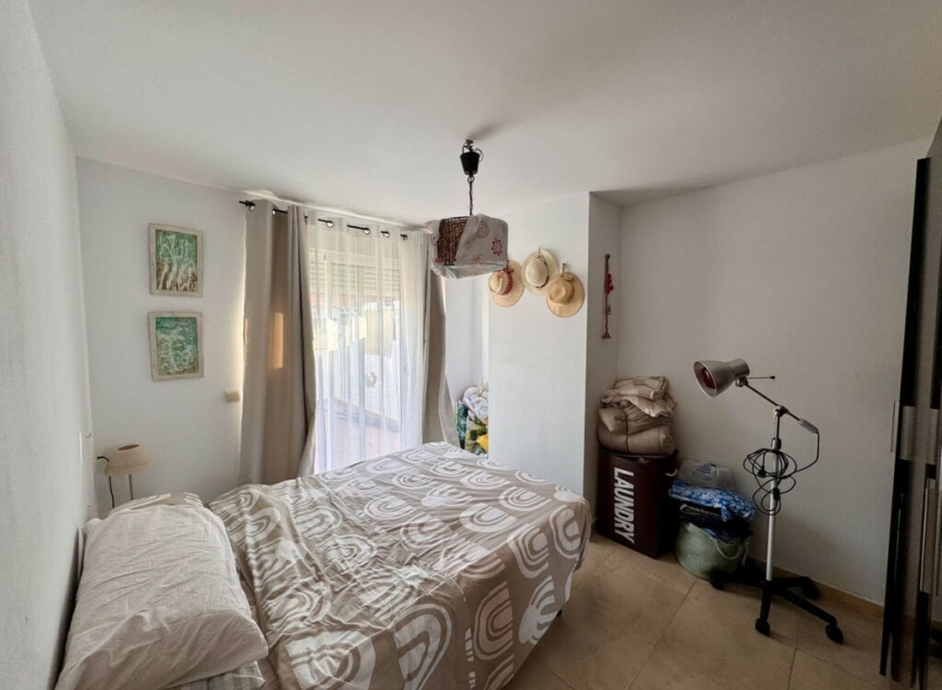 Resale - Apartment -
Estepona