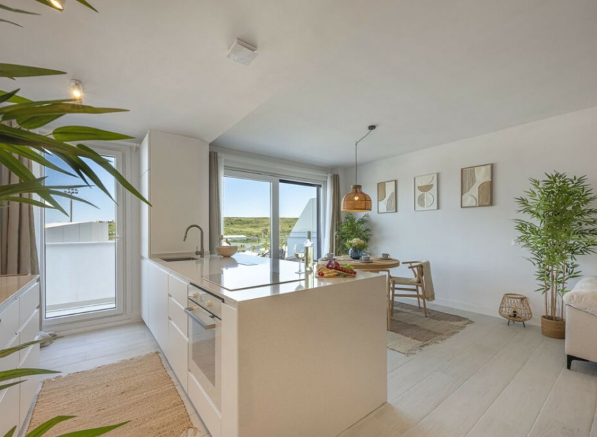 Resale - Apartment -
Estepona