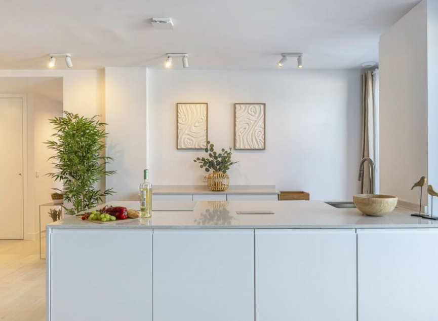 Resale - Apartment -
Estepona