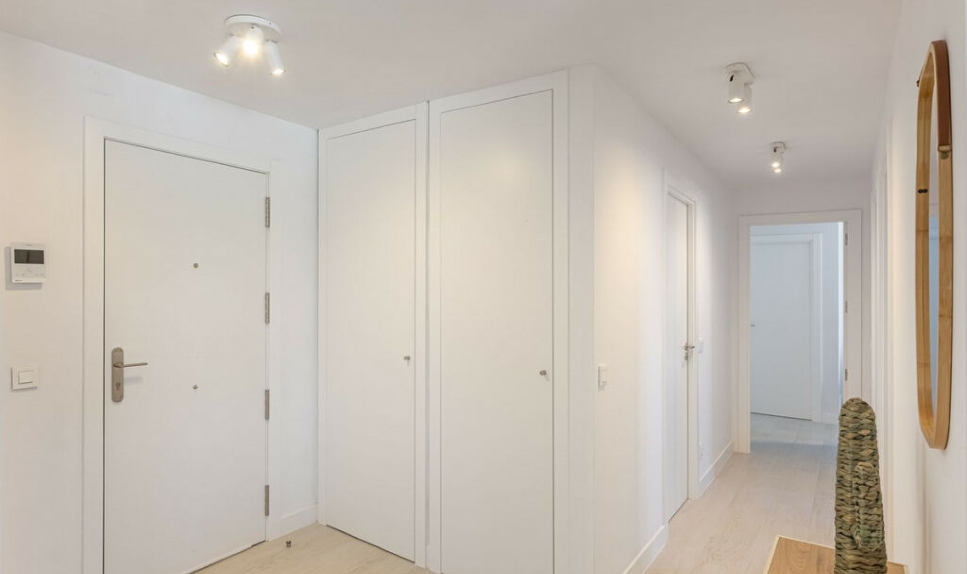 Resale - Apartment -
Estepona