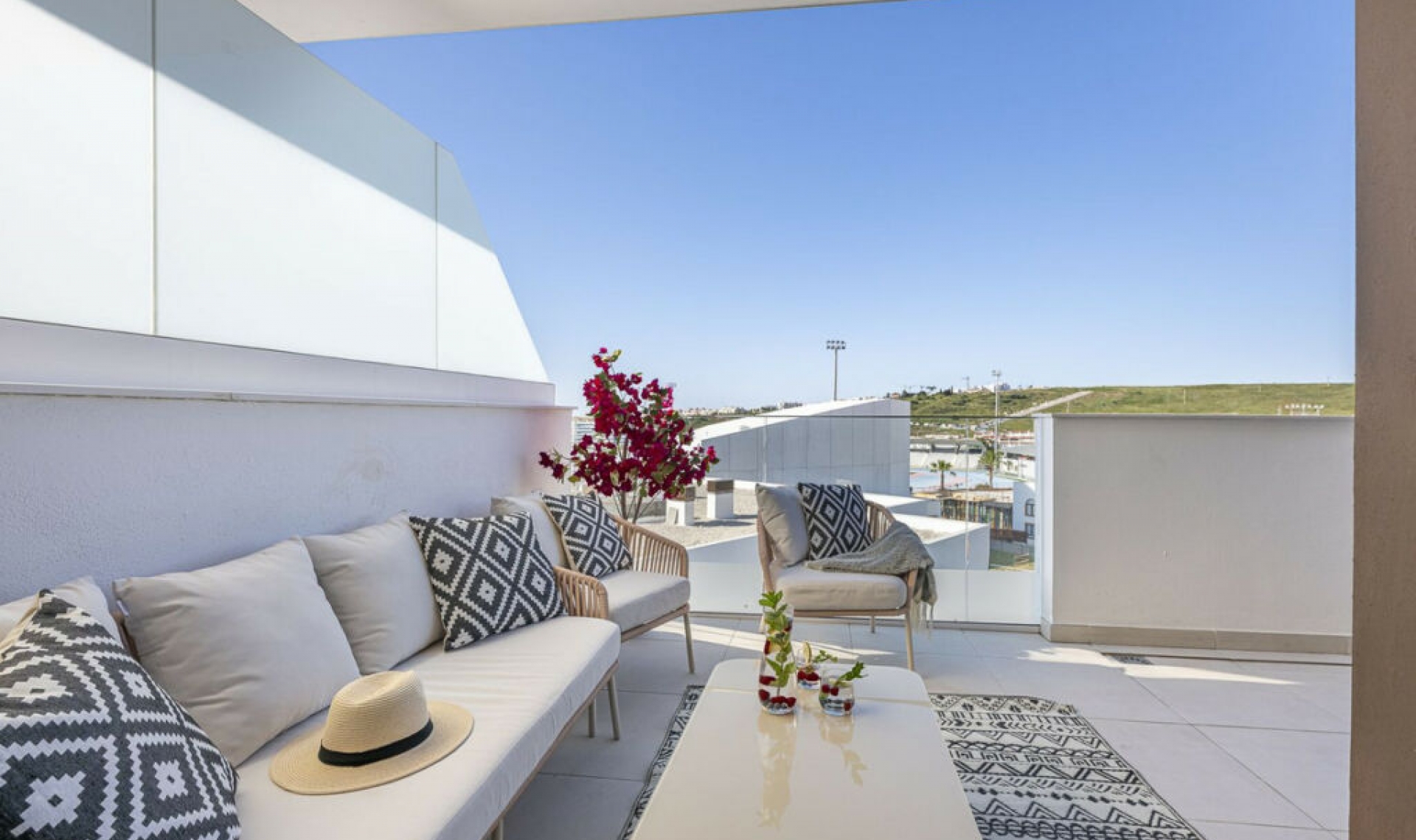 Resale - Apartment -
Estepona