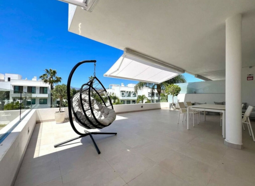 Resale - Apartment -
Estepona