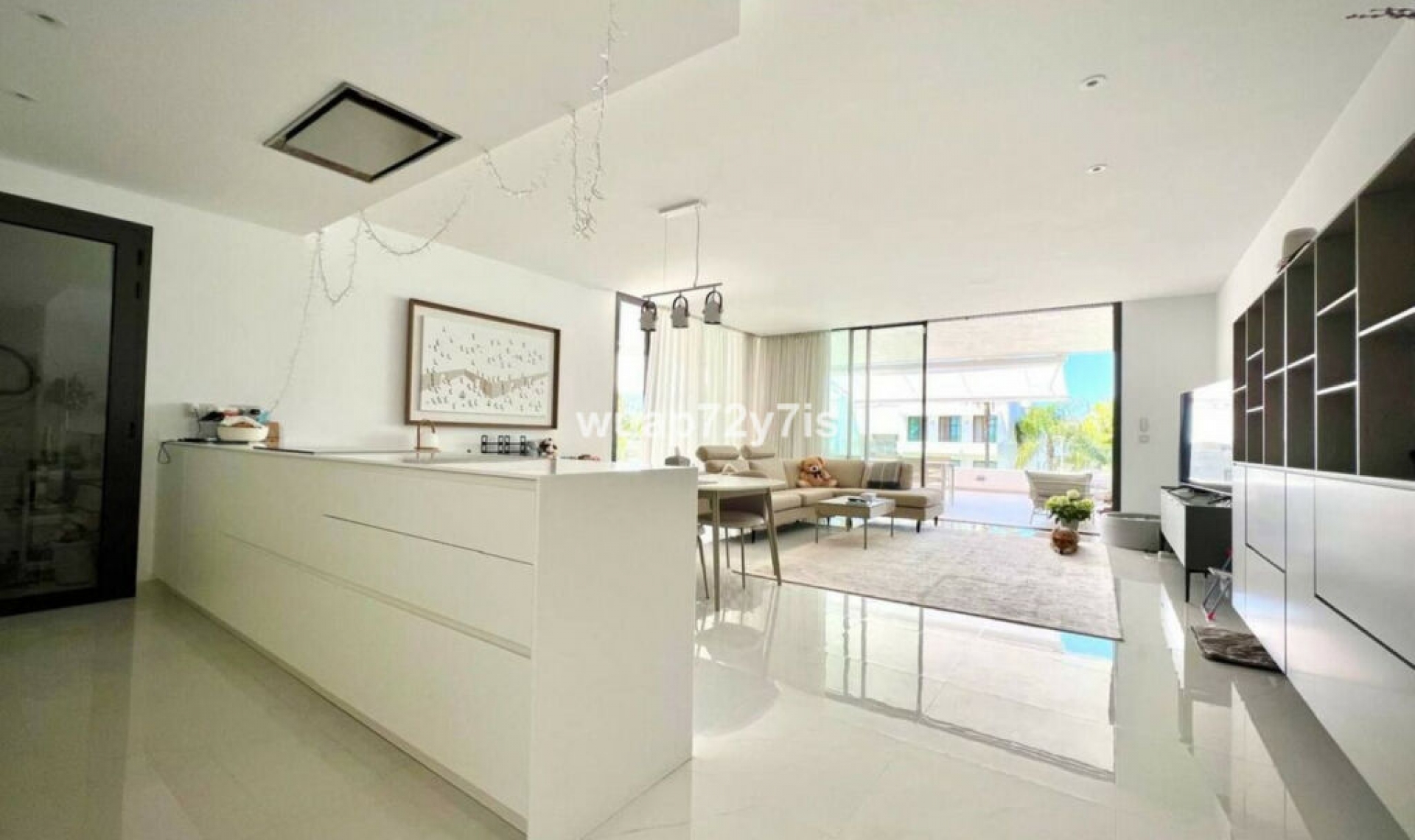 Resale - Apartment -
Estepona