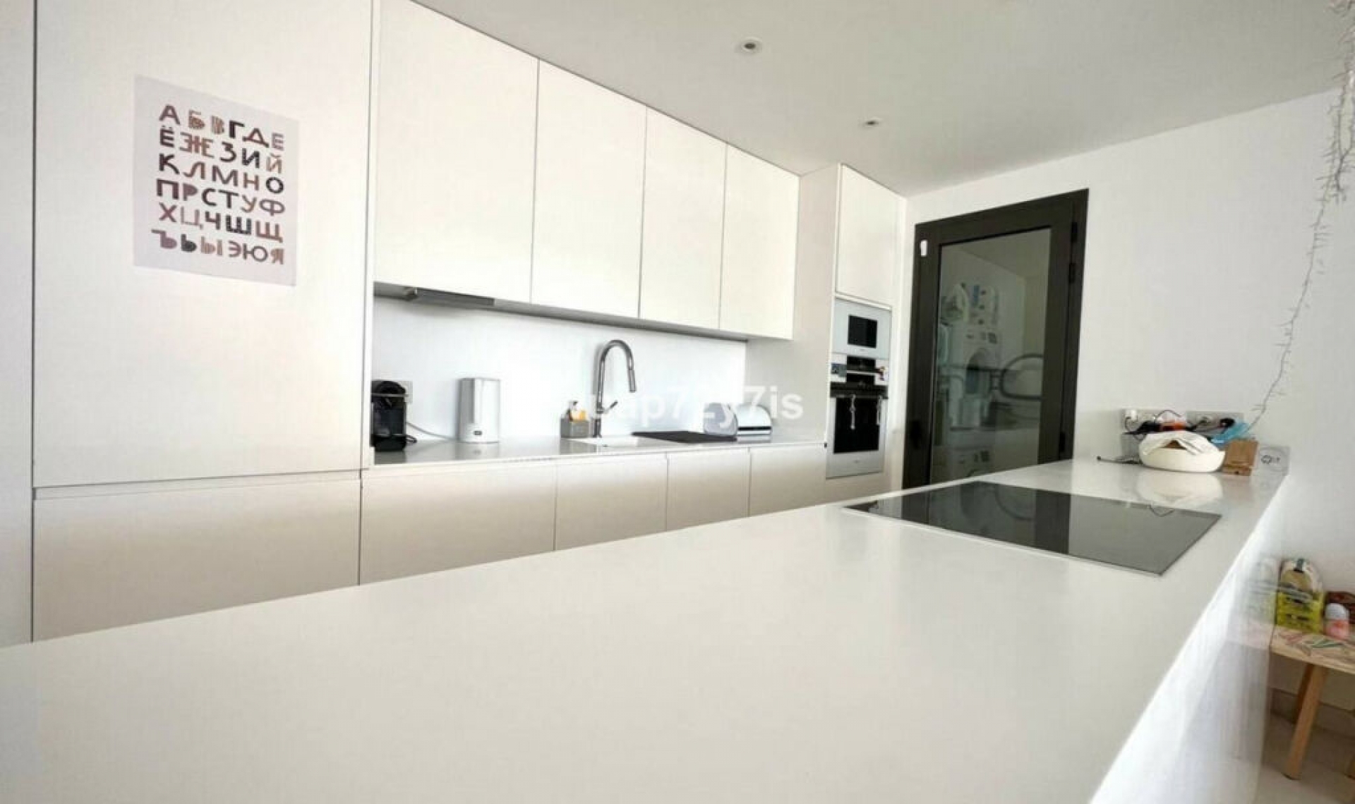 Resale - Apartment -
Estepona