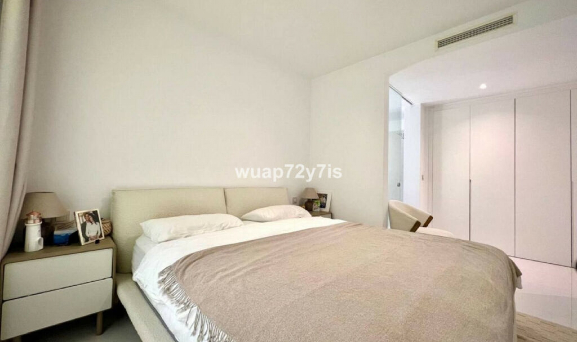 Resale - Apartment -
Estepona