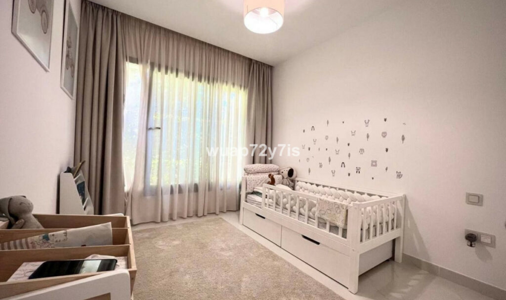 Resale - Apartment -
Estepona