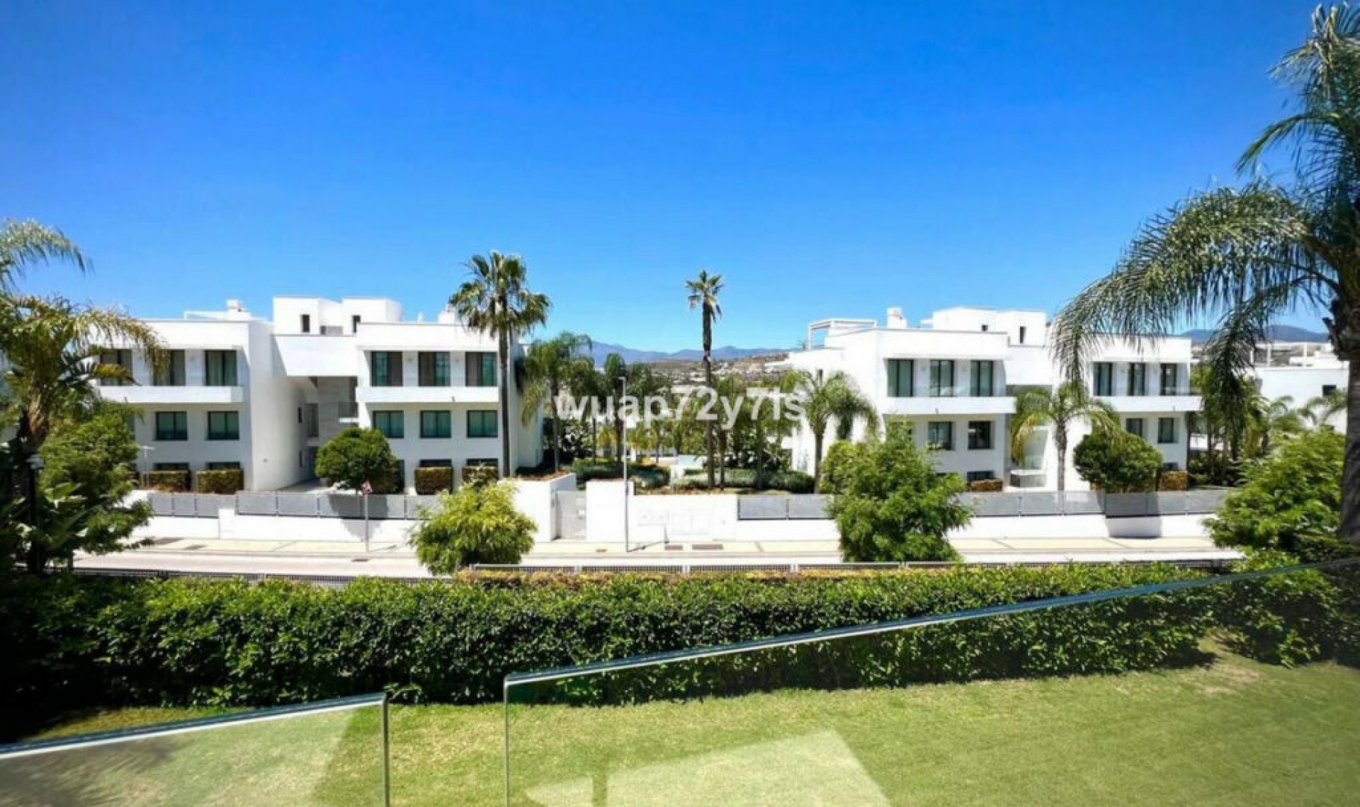 Resale - Apartment -
Estepona