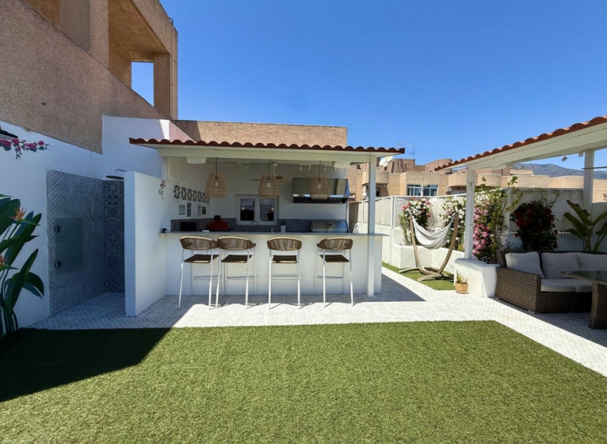 Resale - Apartment -
Estepona