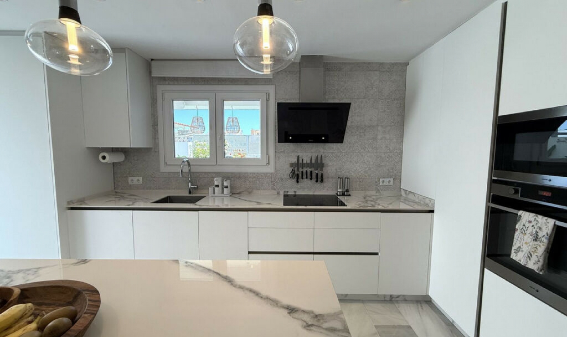 Resale - Apartment -
Estepona