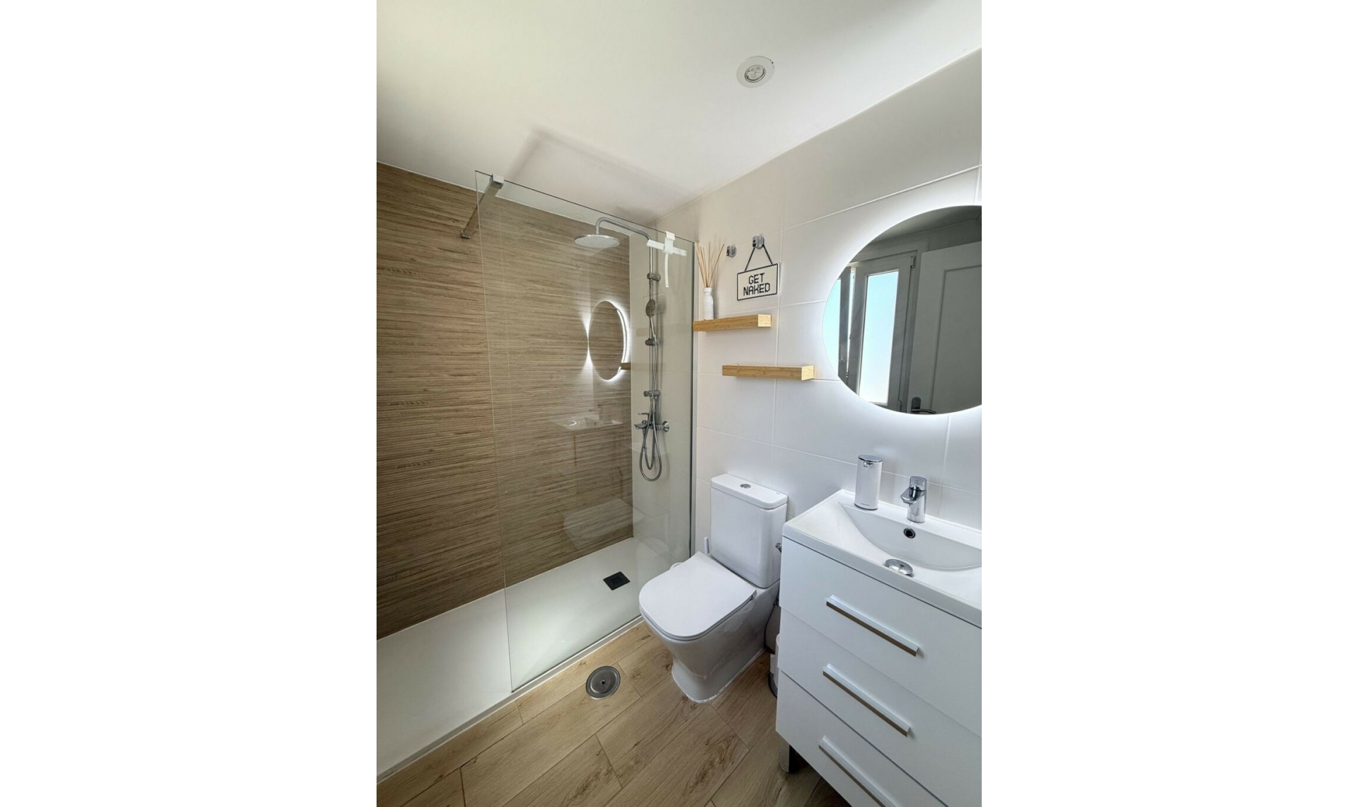 Resale - Apartment -
Estepona