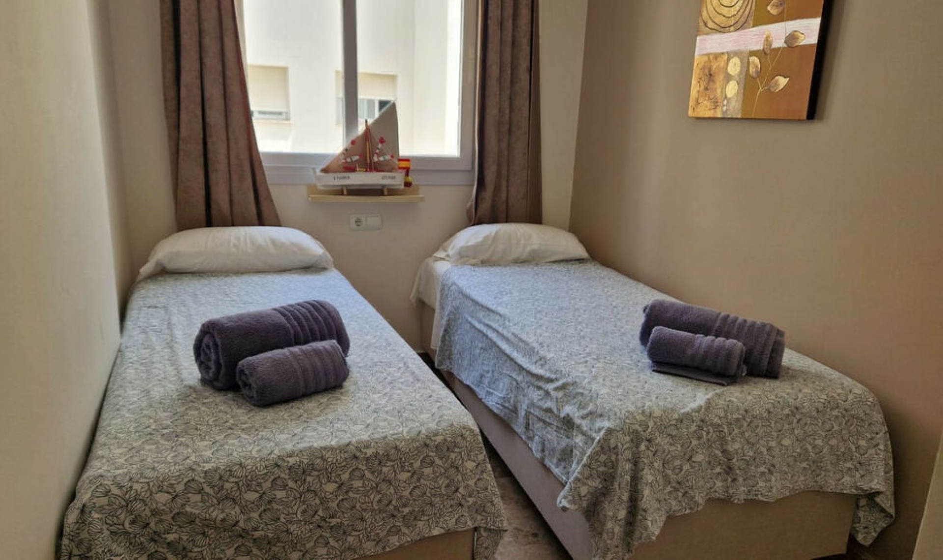 Resale - Apartment -
Estepona