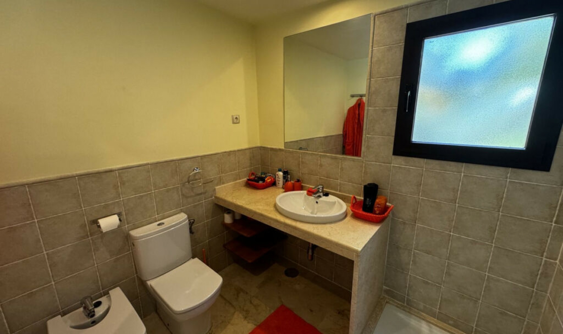 Resale - Apartment -
Estepona