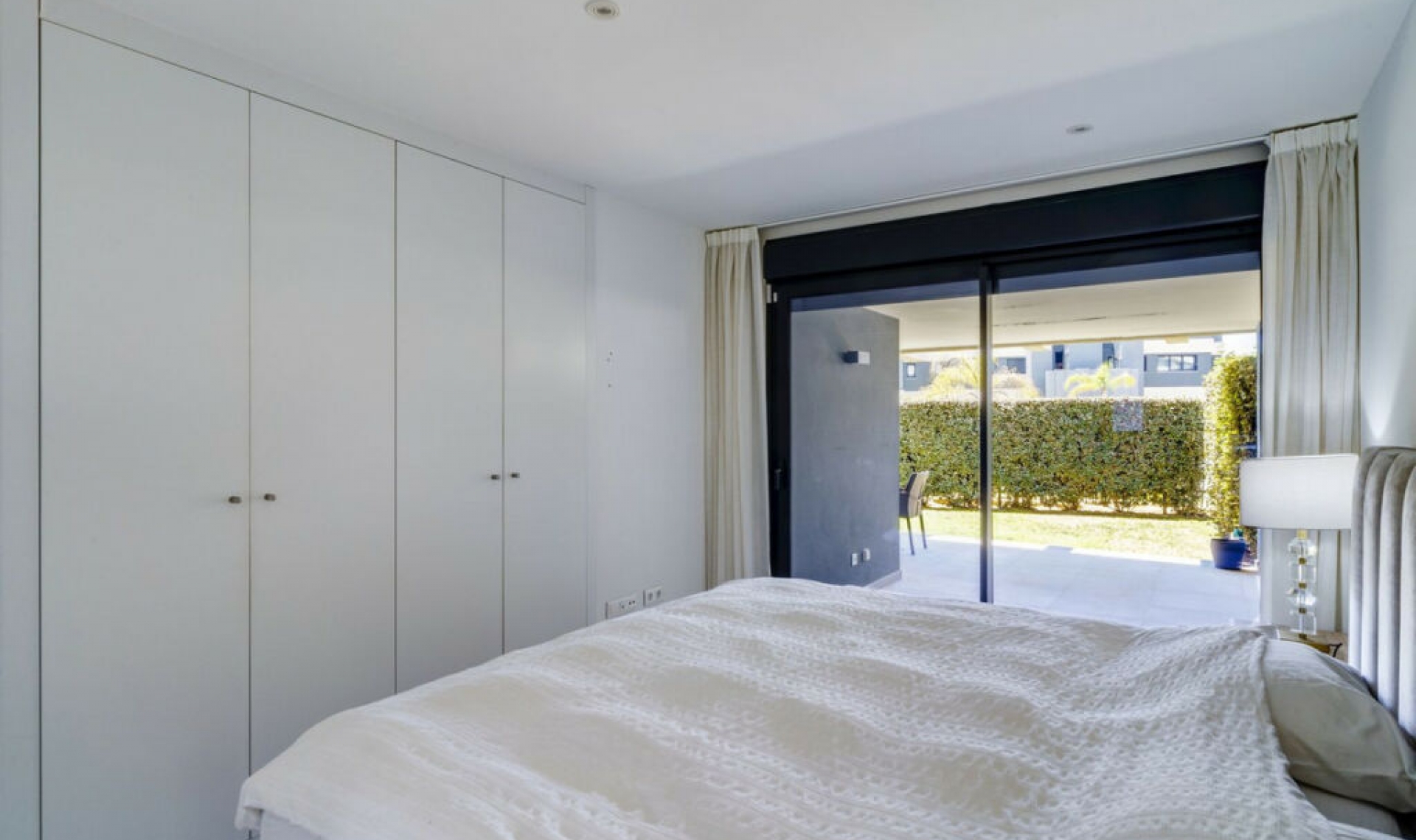 Resale - Apartment -
Estepona