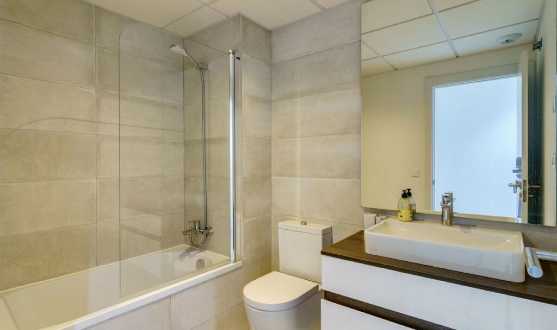 Resale - Apartment -
Estepona