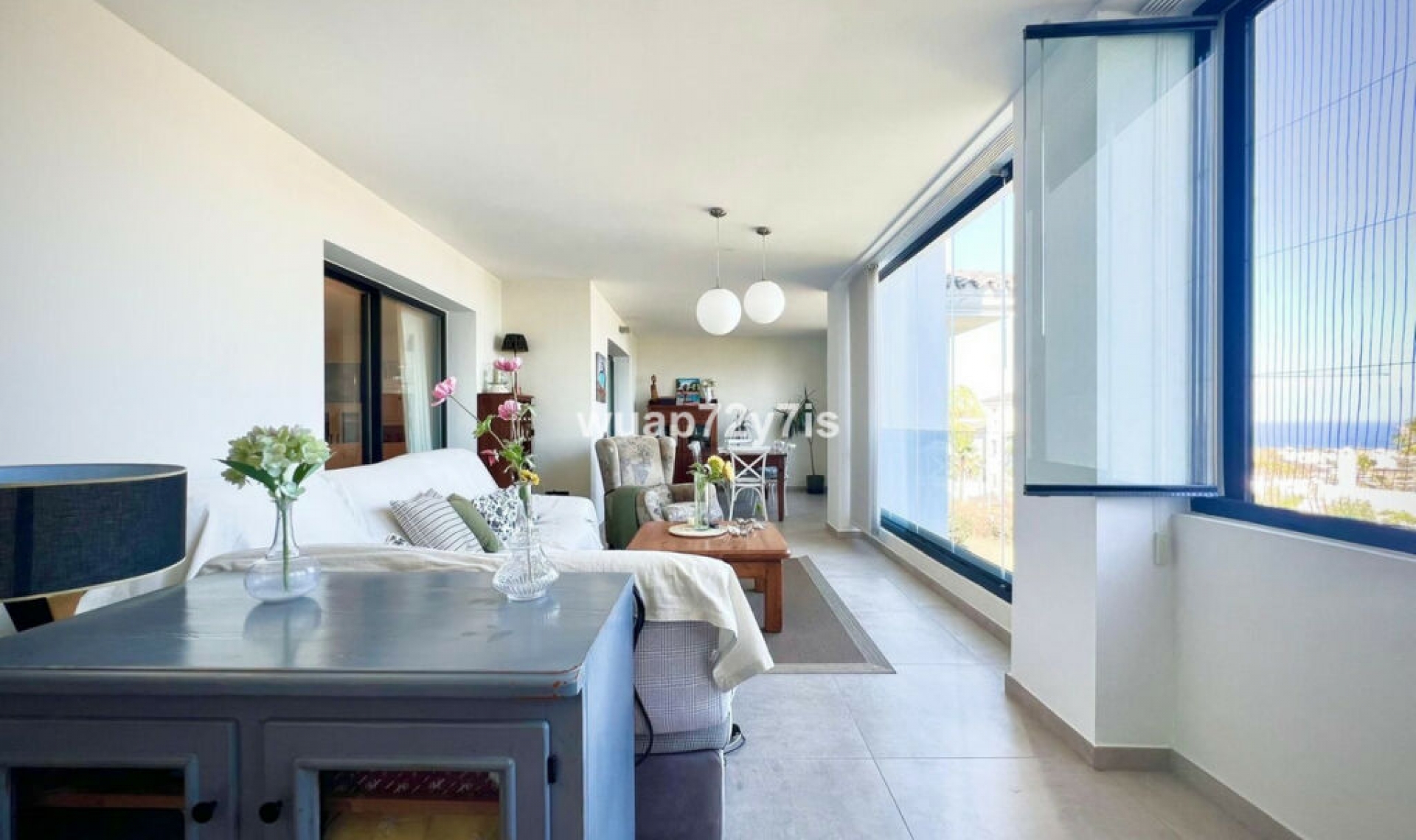 Resale - Apartment -
Estepona