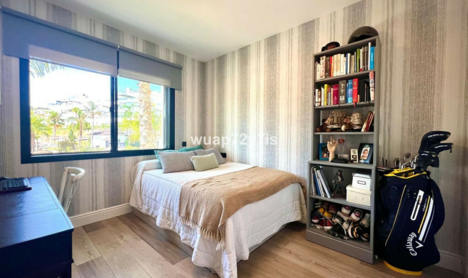 Resale - Apartment -
Estepona