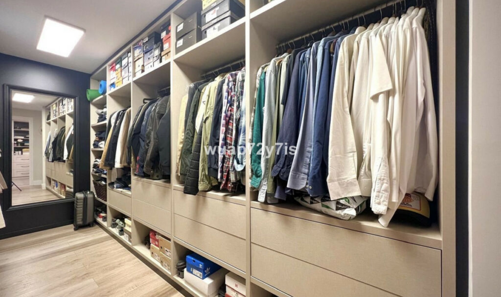 Resale - Apartment -
Estepona