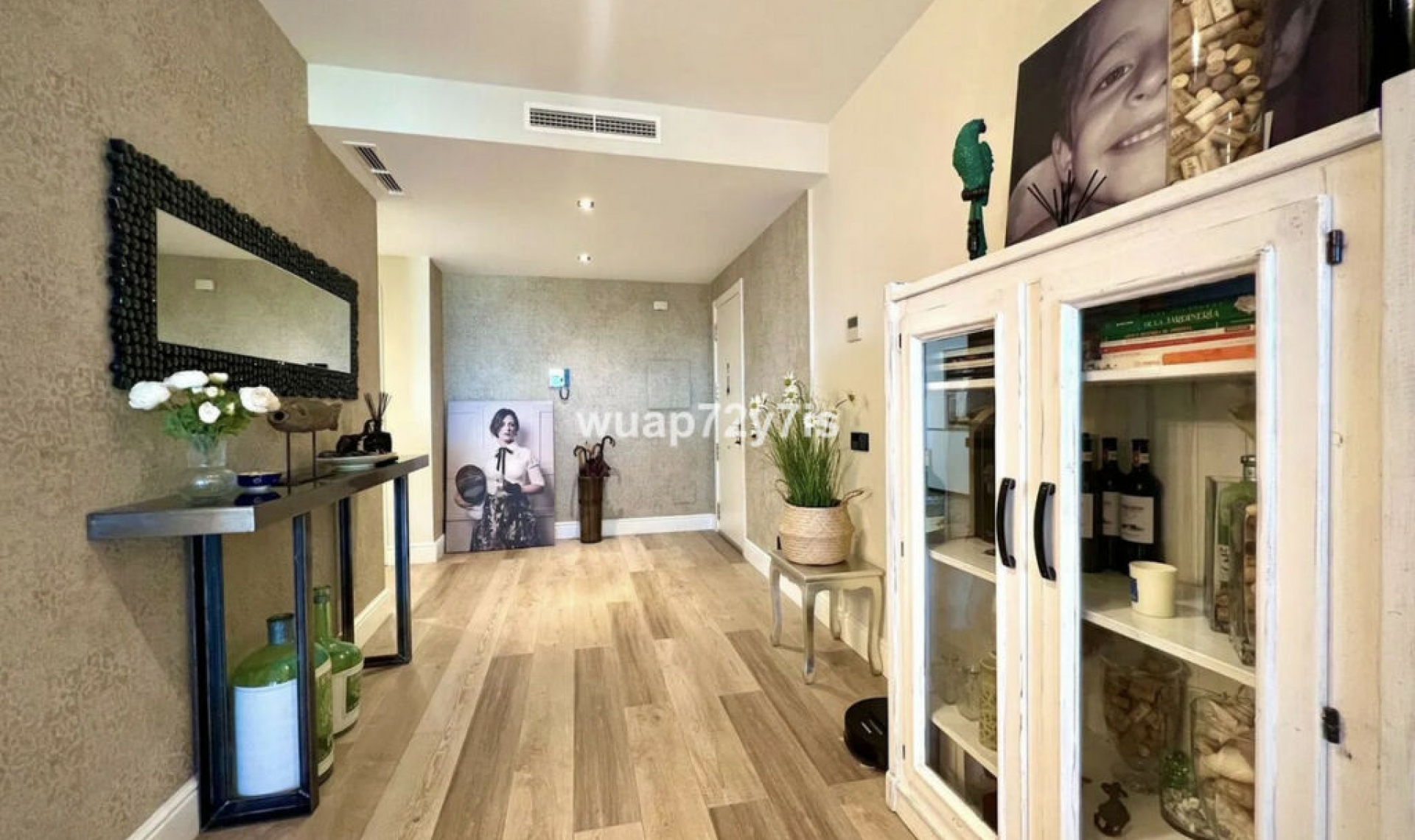 Resale - Apartment -
Estepona