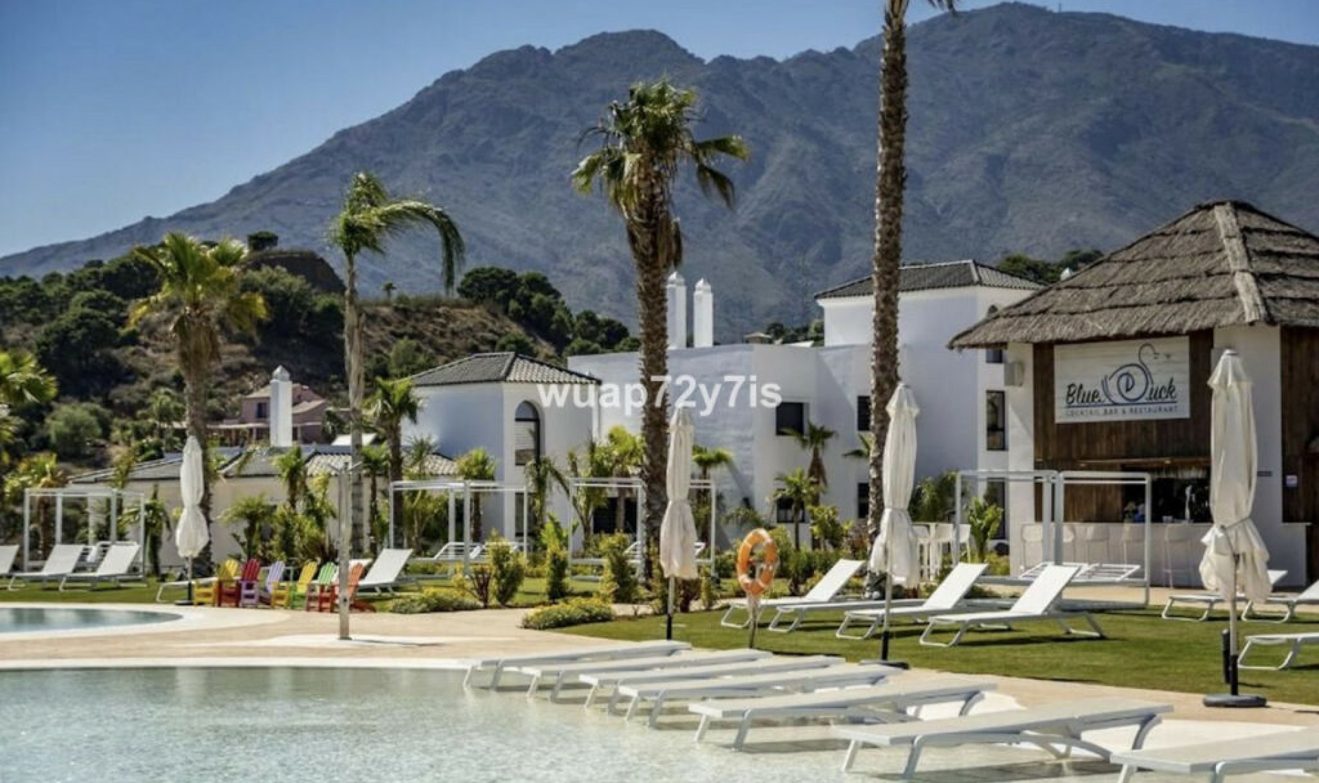 Resale - Apartment -
Estepona