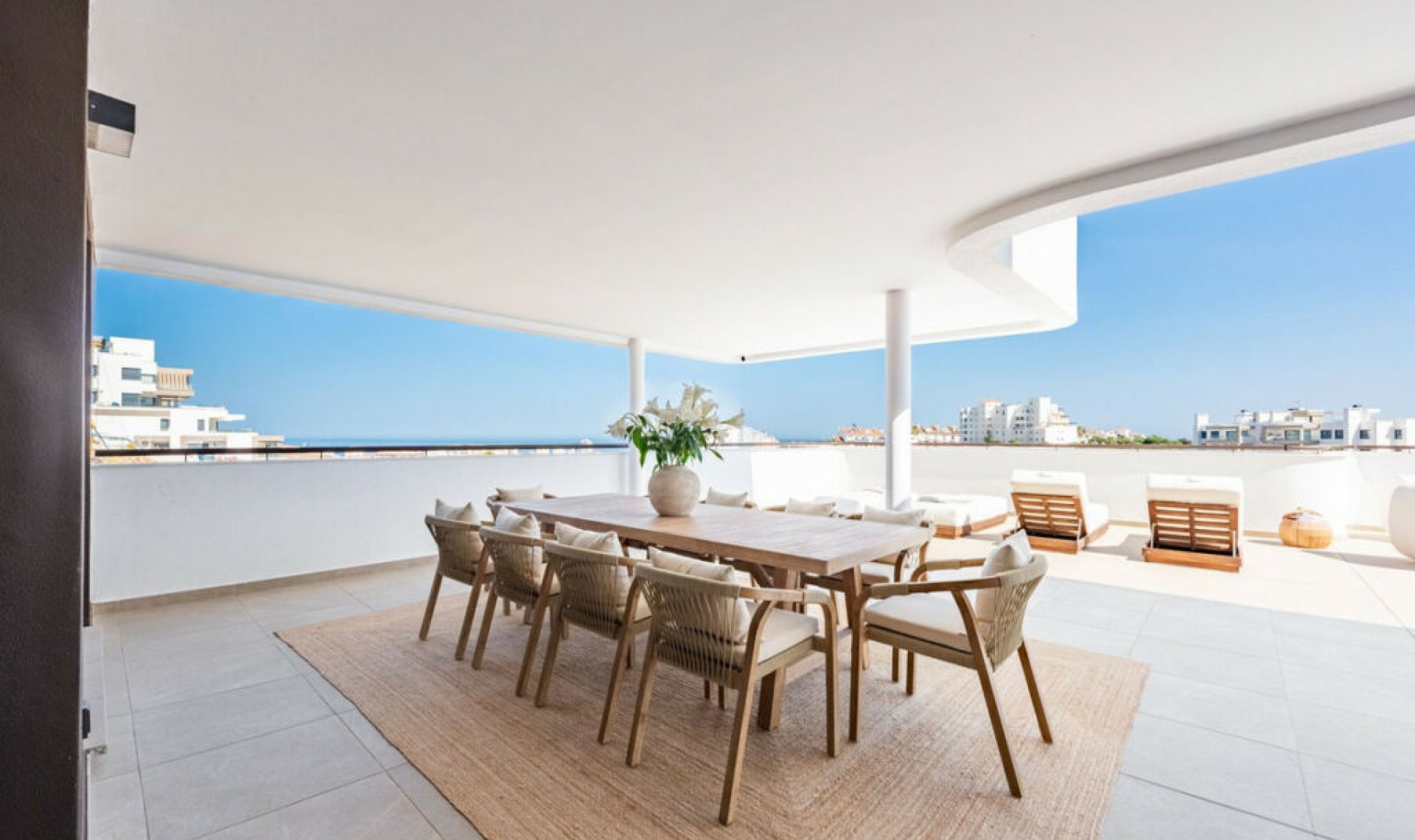 Resale - Apartment -
Estepona