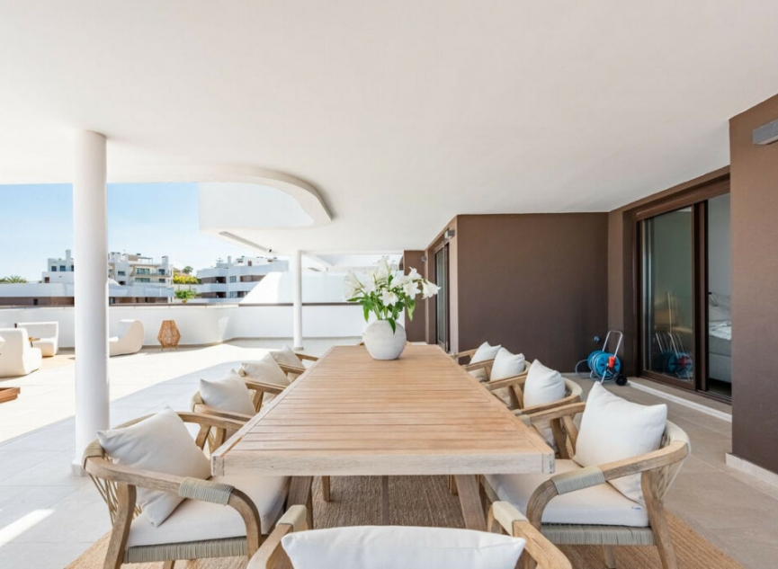 Resale - Apartment -
Estepona