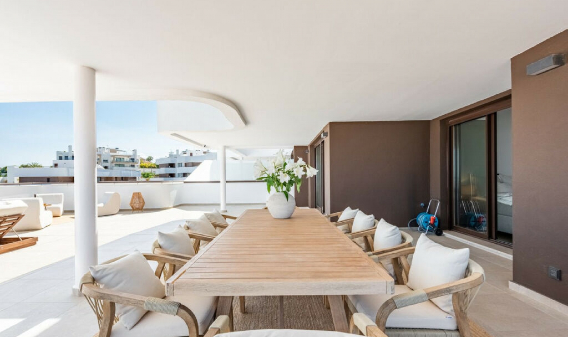Resale - Apartment -
Estepona