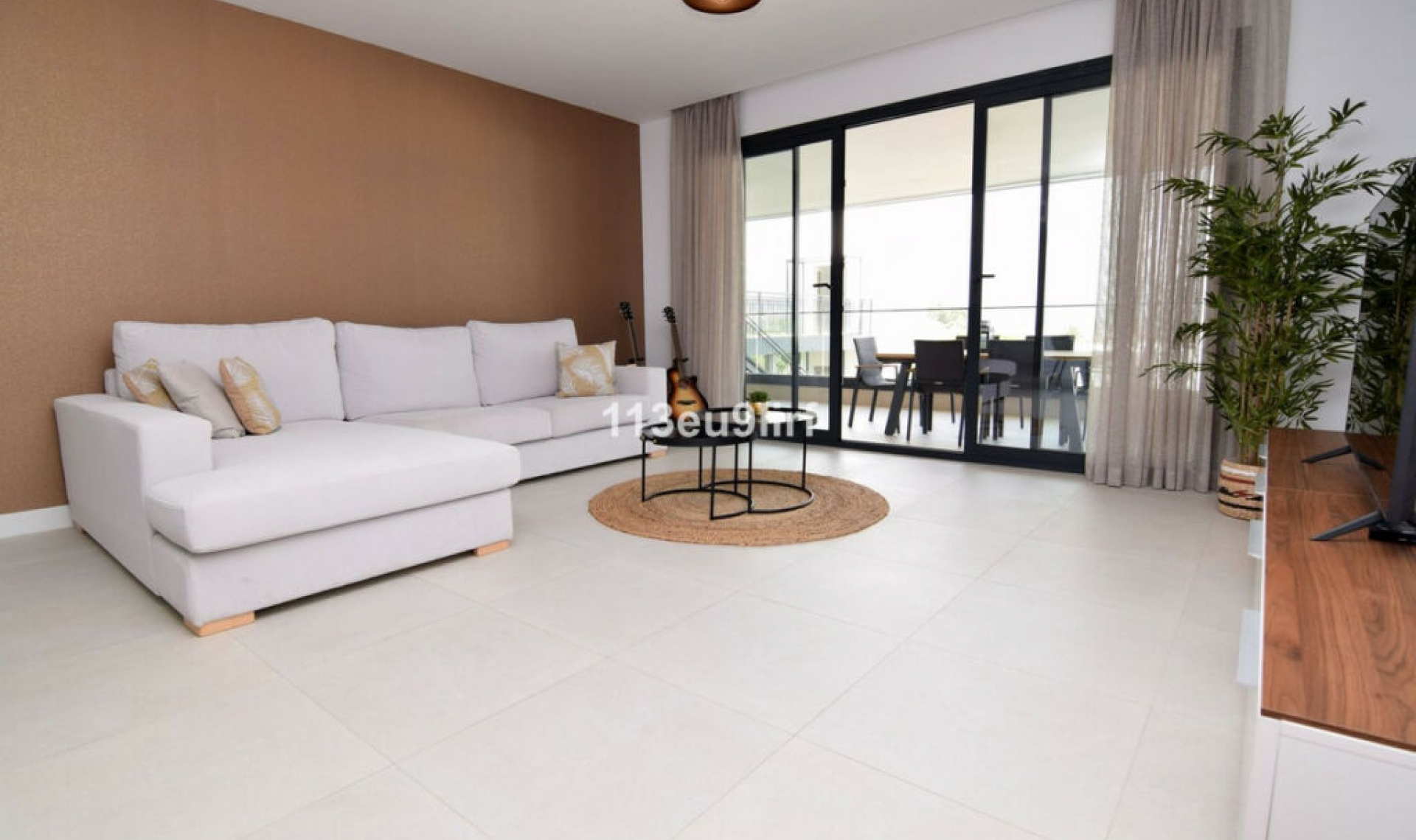 Resale - Apartment -
Estepona