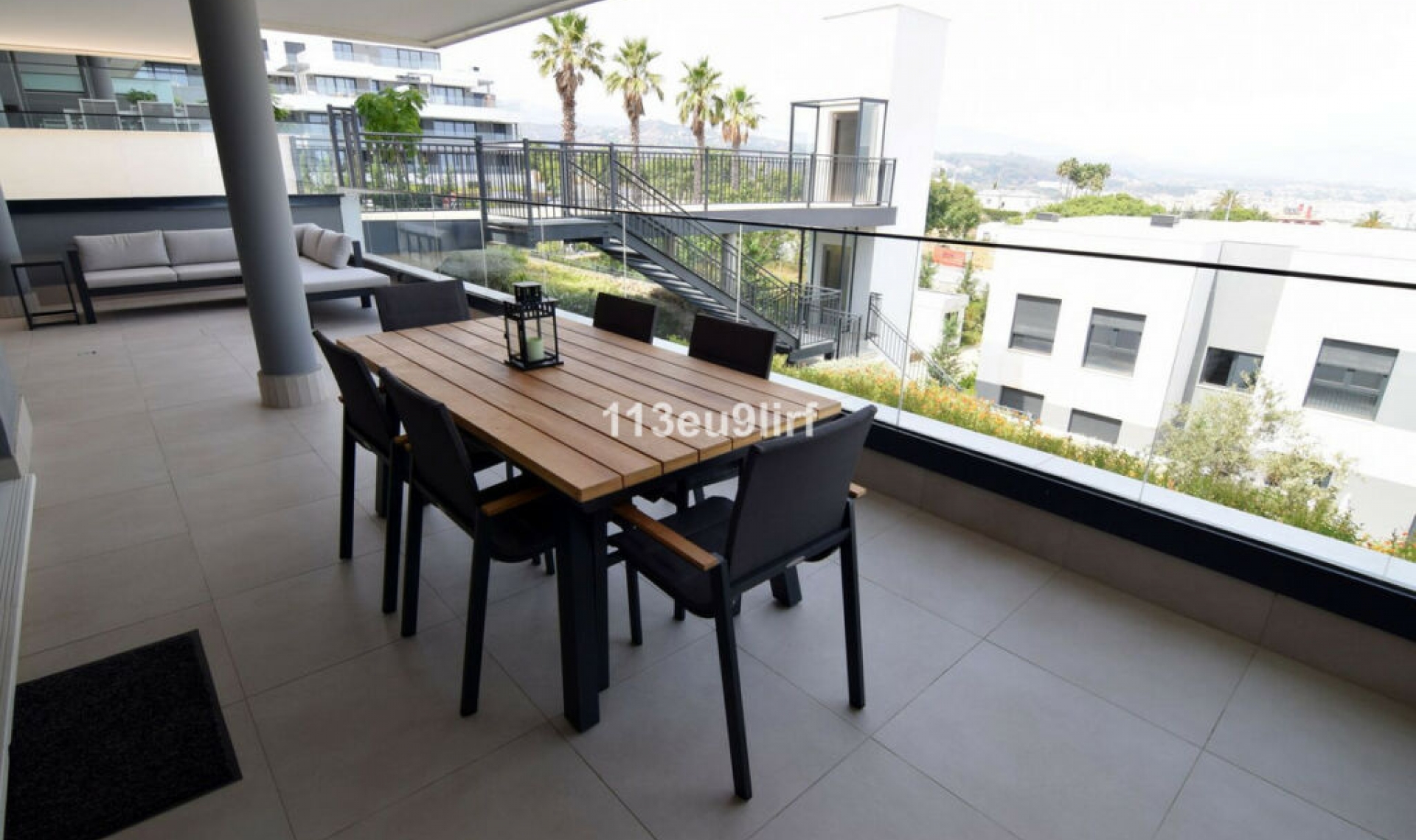 Resale - Apartment -
Estepona