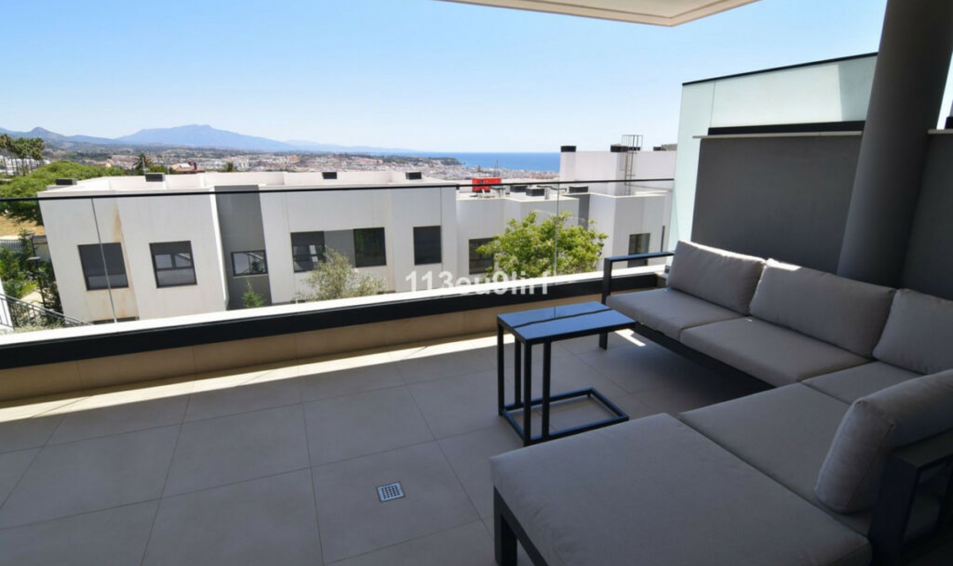 Resale - Apartment -
Estepona