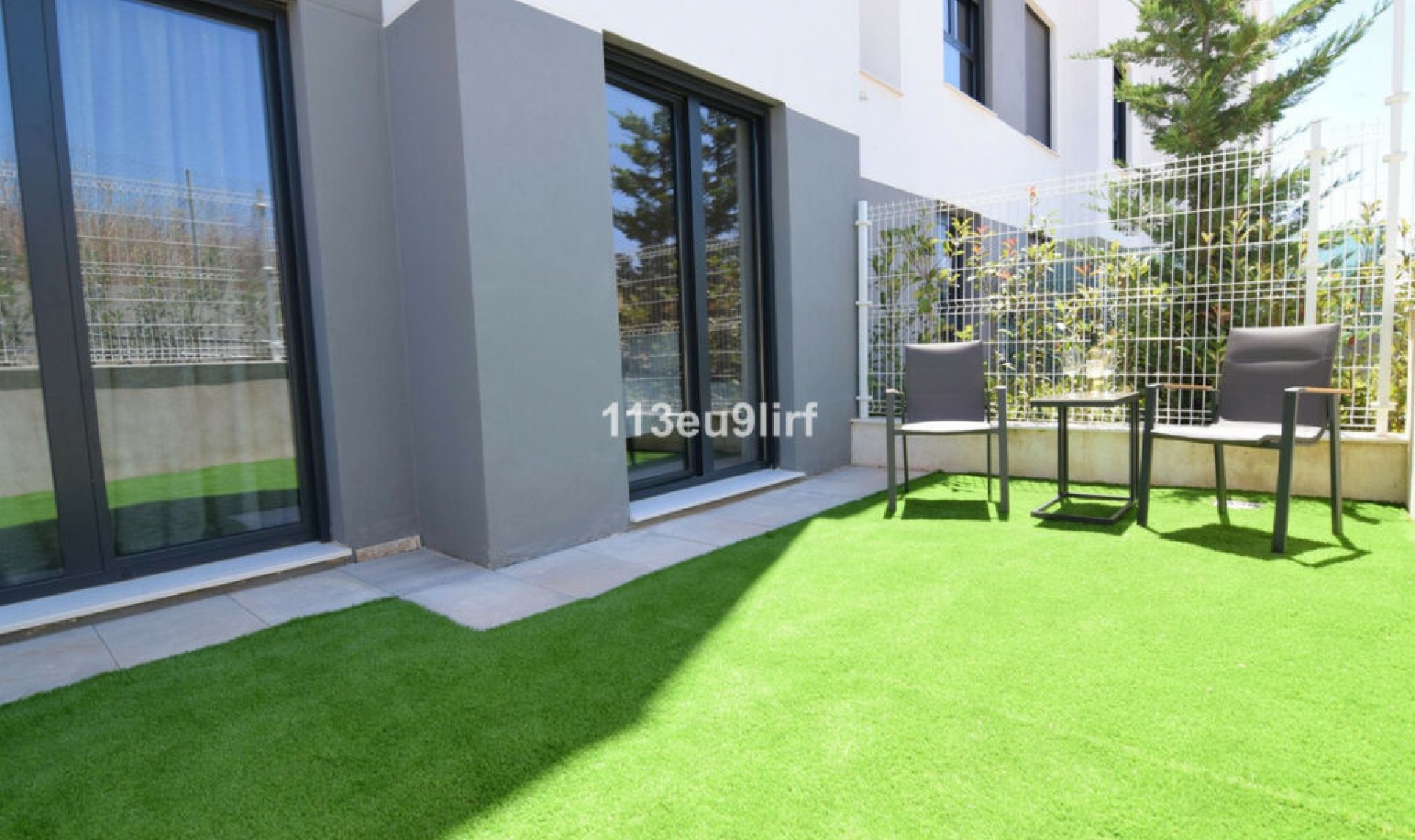 Resale - Apartment -
Estepona