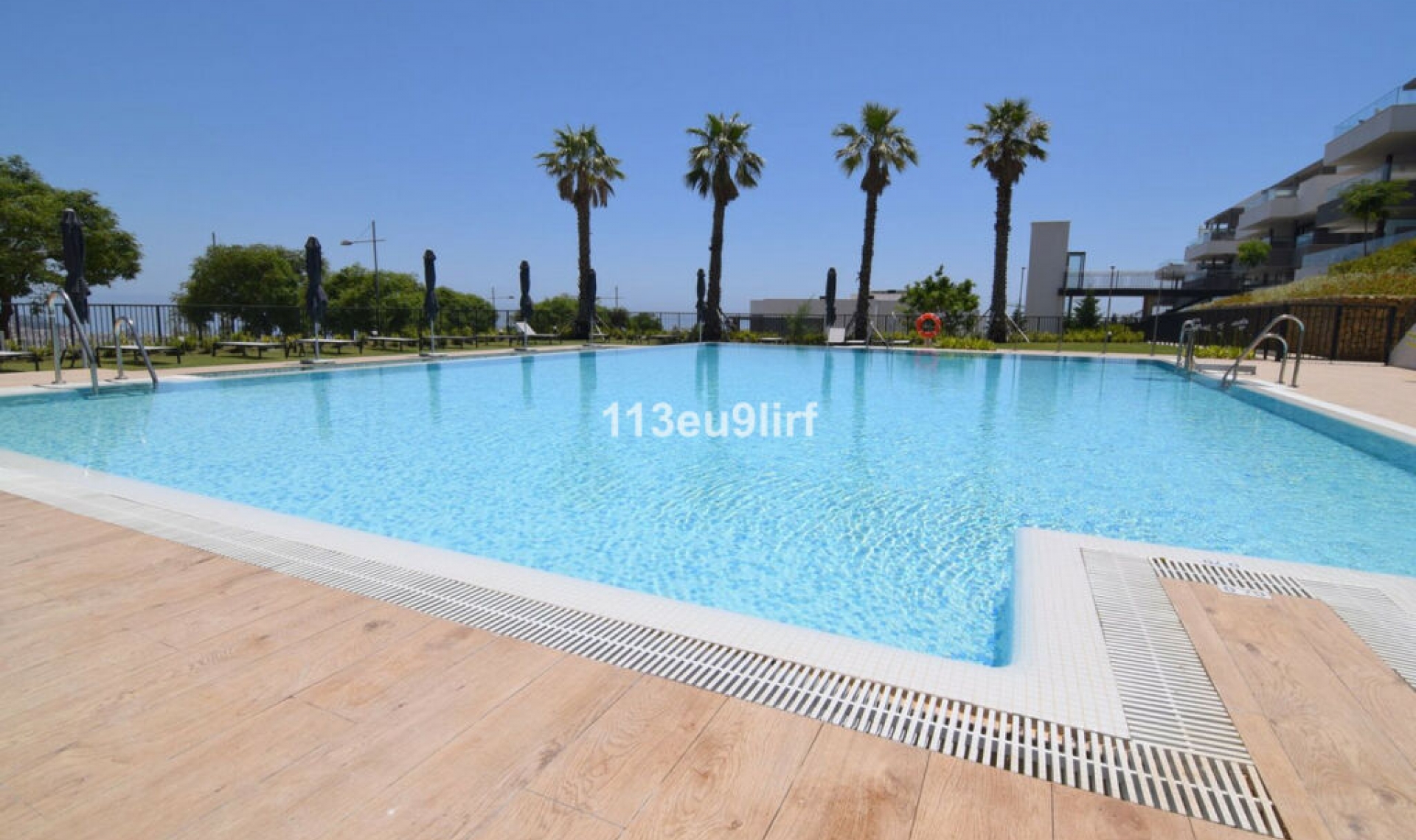 Resale - Apartment -
Estepona