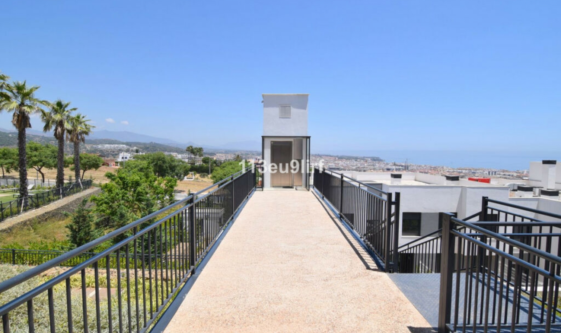 Resale - Apartment -
Estepona