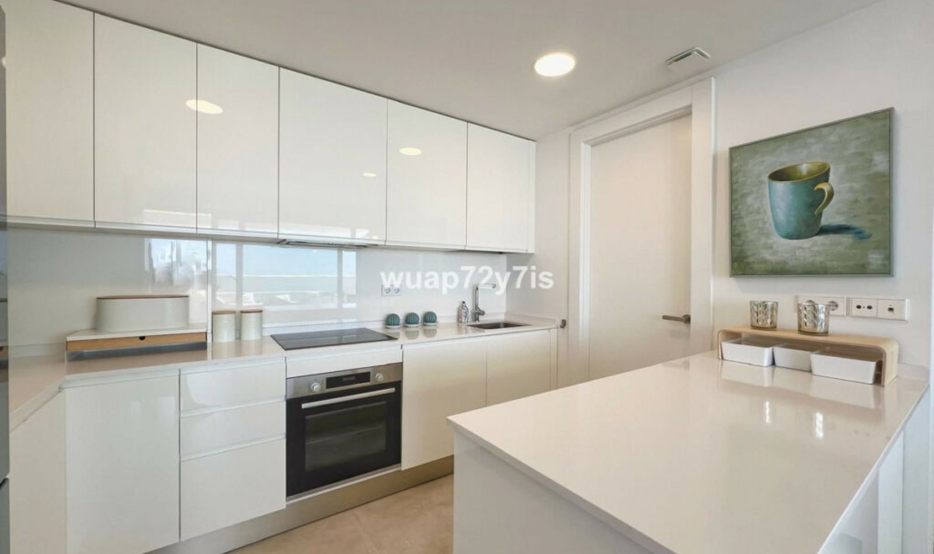 Resale - Apartment -
Estepona