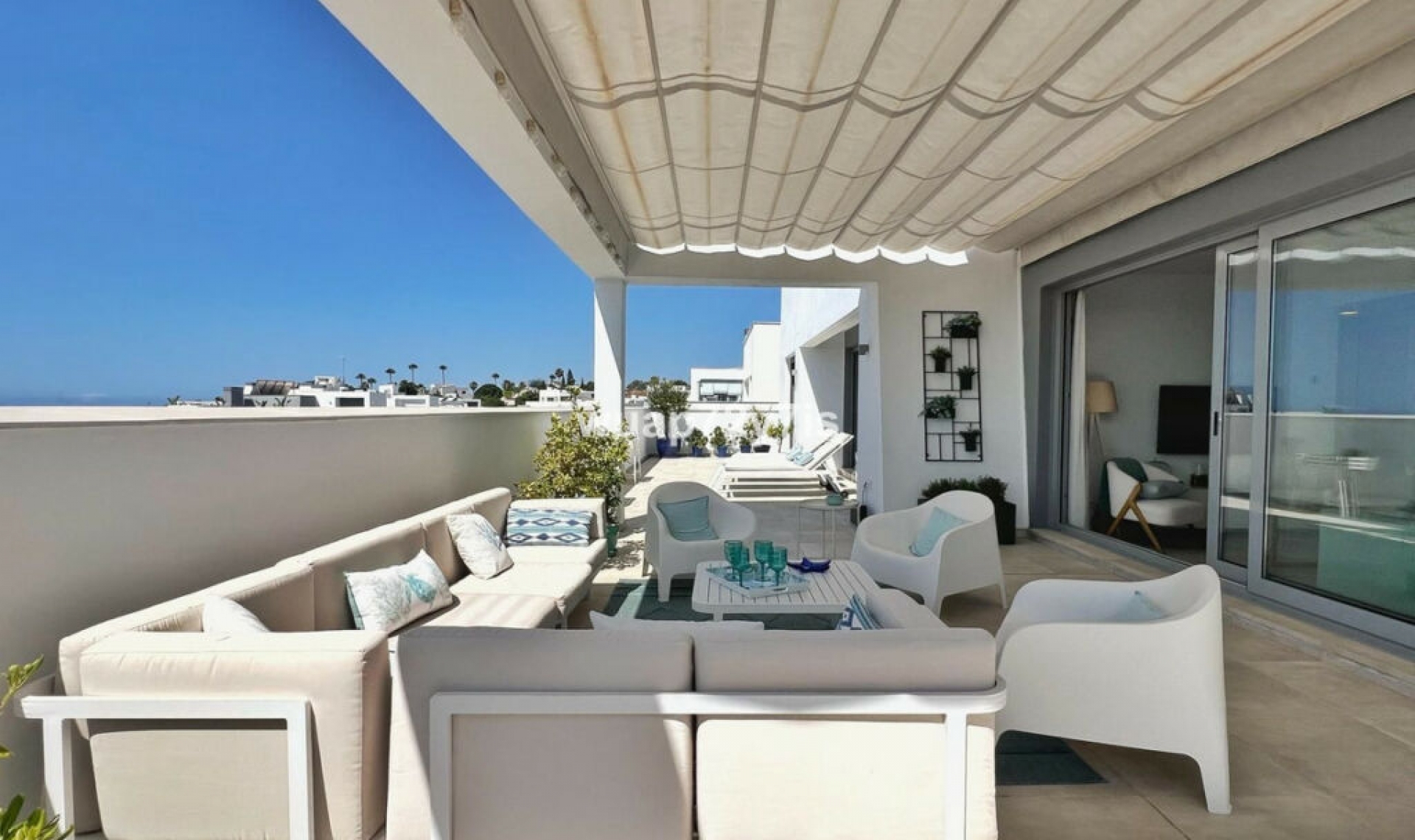 Resale - Apartment -
Estepona