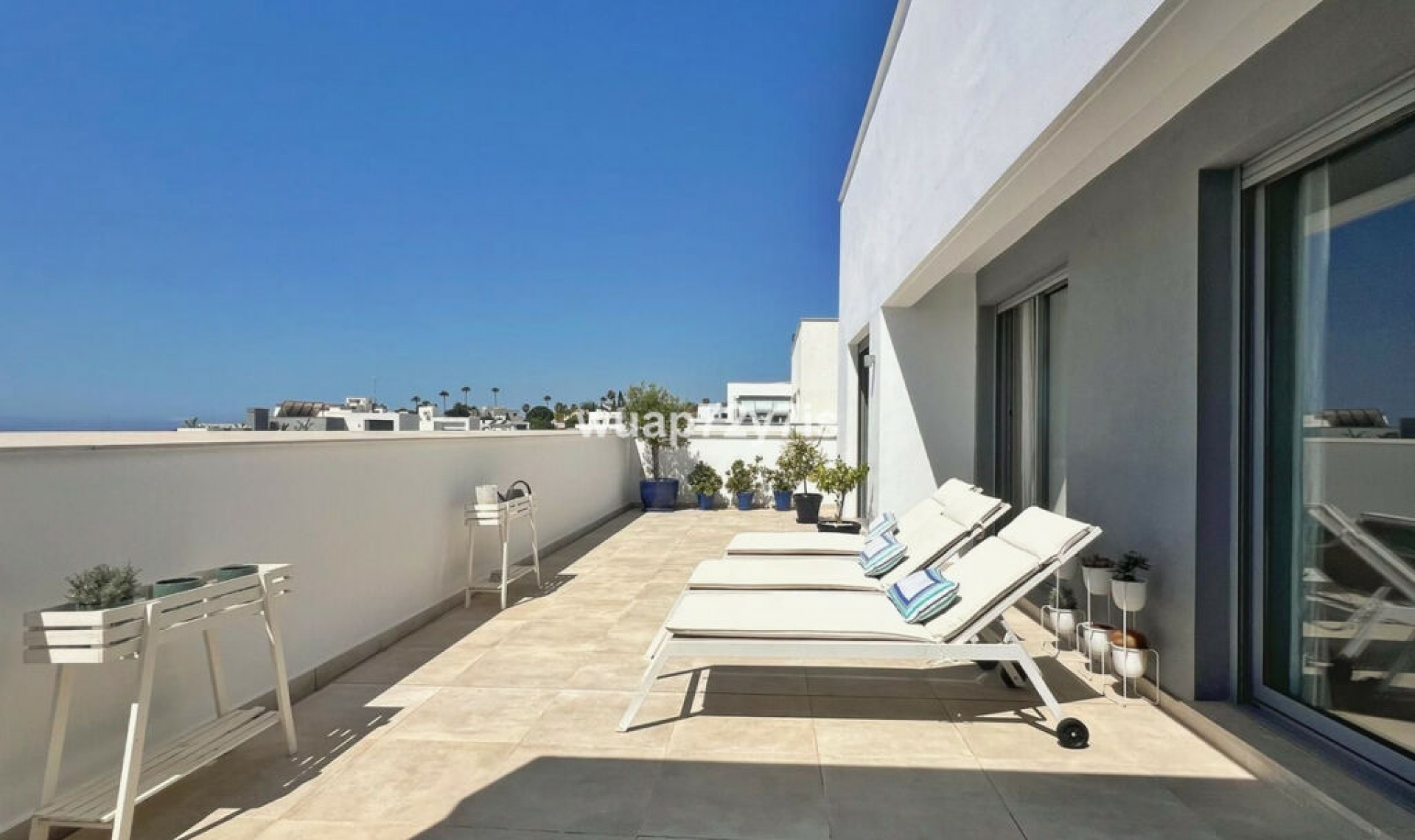 Resale - Apartment -
Estepona