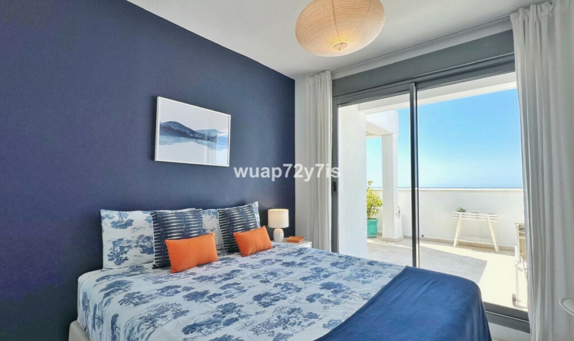 Resale - Apartment -
Estepona