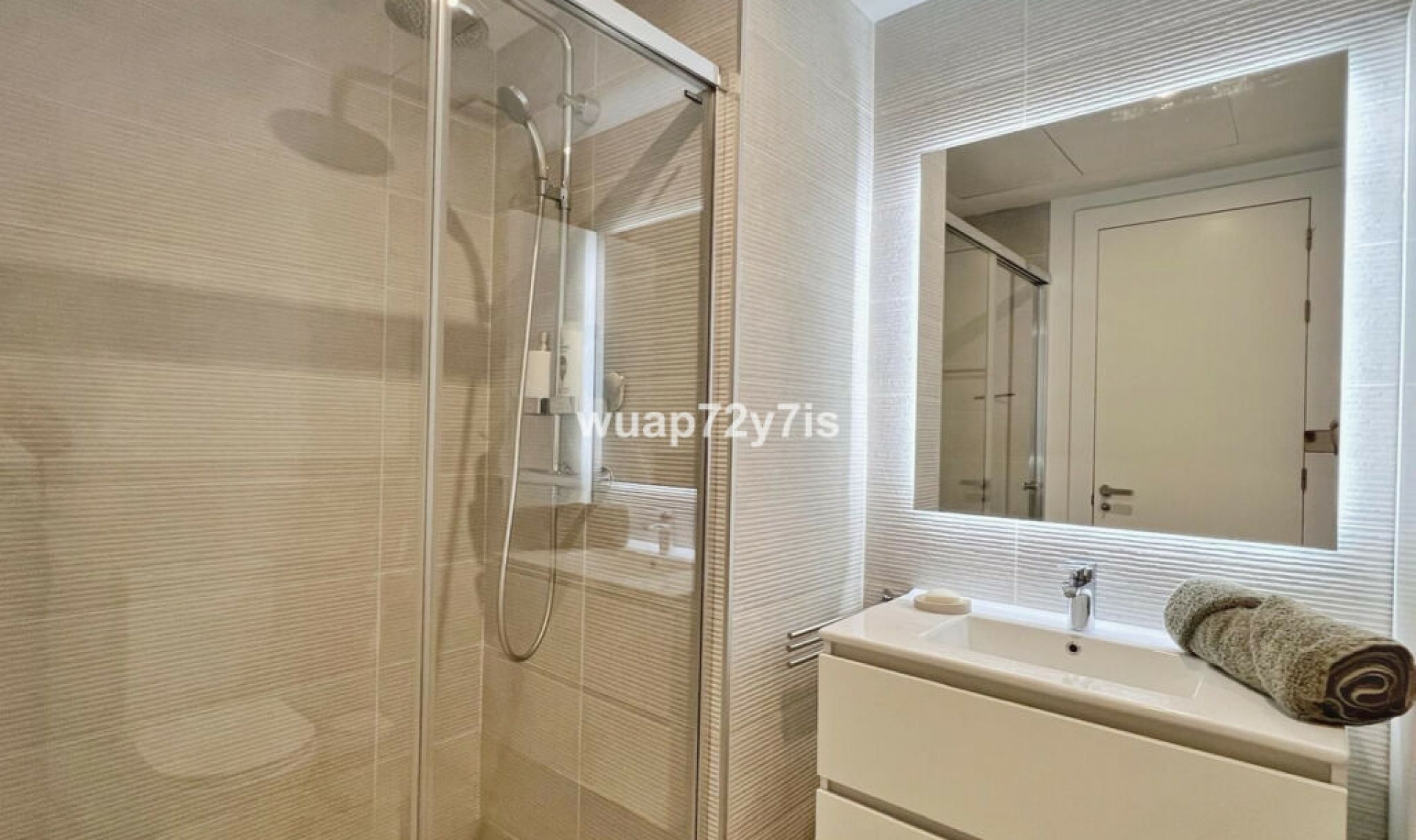 Resale - Apartment -
Estepona