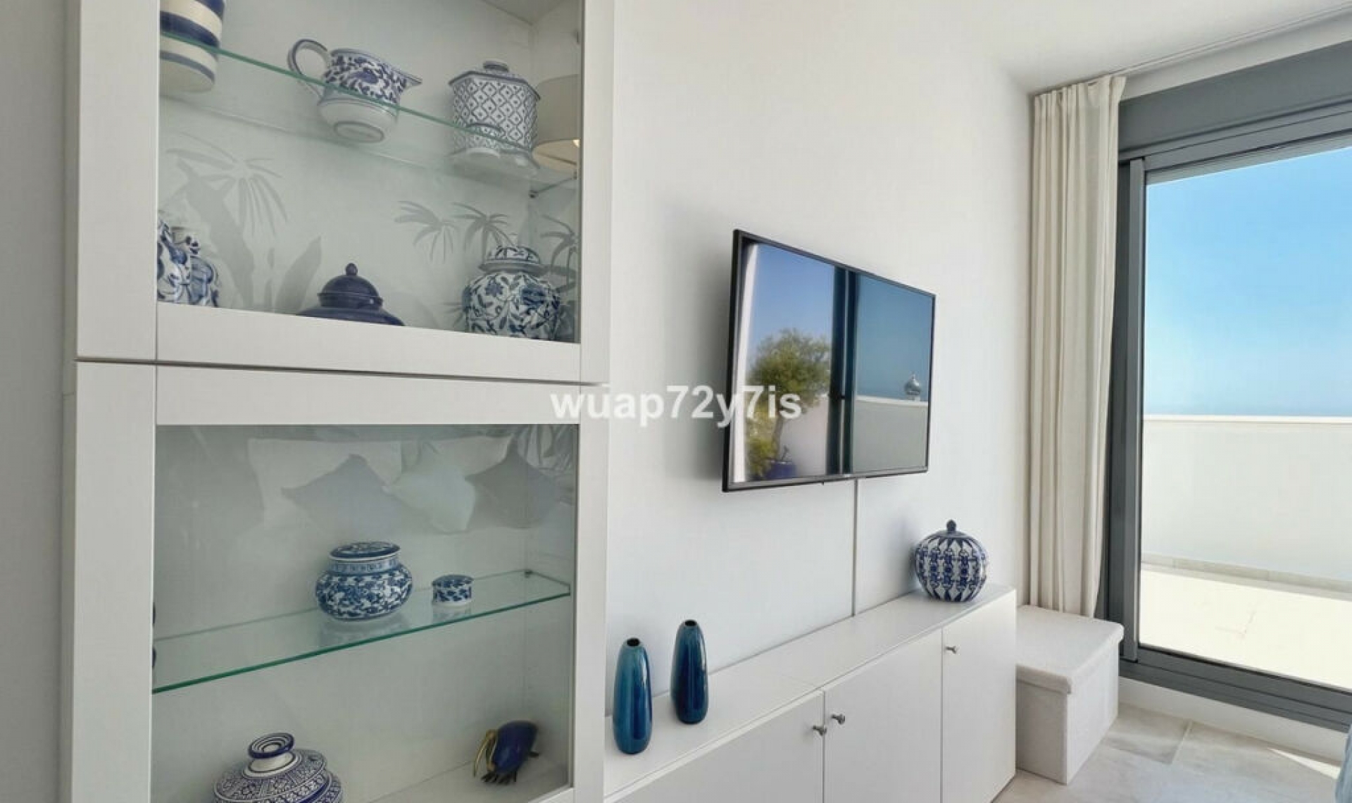 Resale - Apartment -
Estepona
